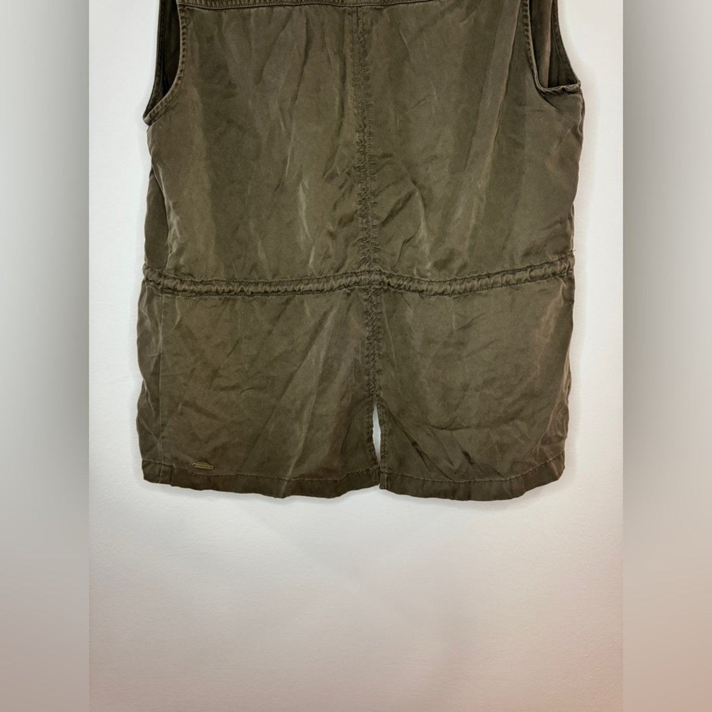 Pre-Owned LG Tahari Brown Sleeveless Jacket