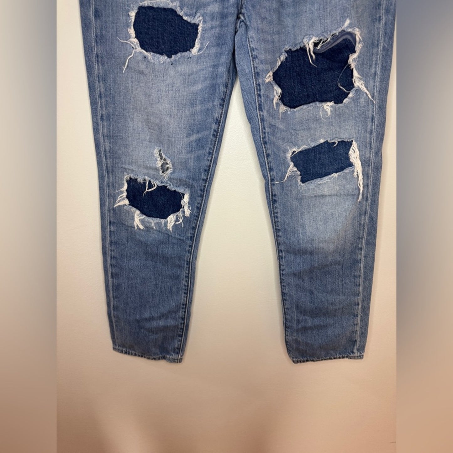 Size 6 Regular Aeropostale Light Blue Distressed Patched Boyfriend Jeans
