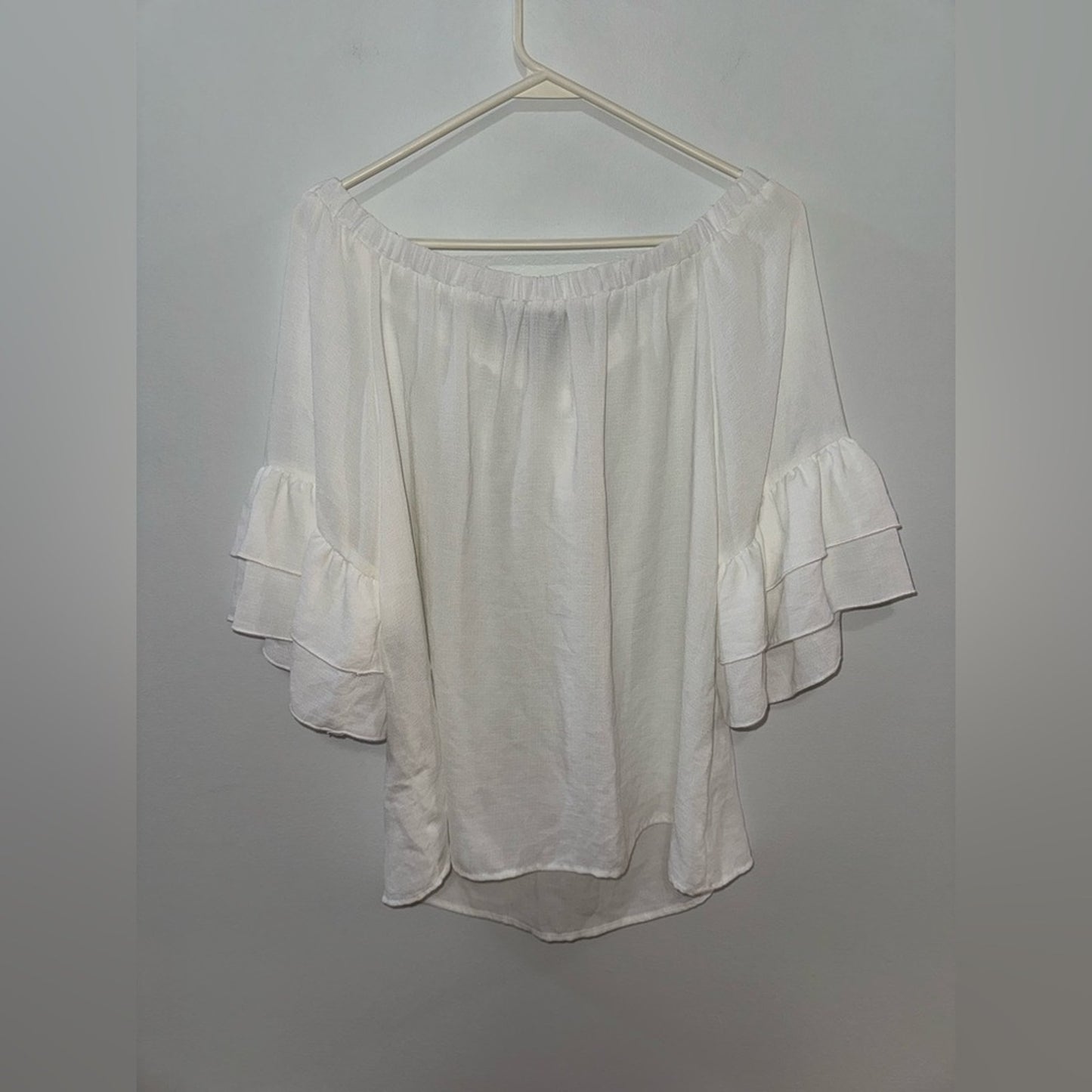 NWT Size 8 Joseph Ribkoff Ivory White Off the Shoulder Tie White Blouse