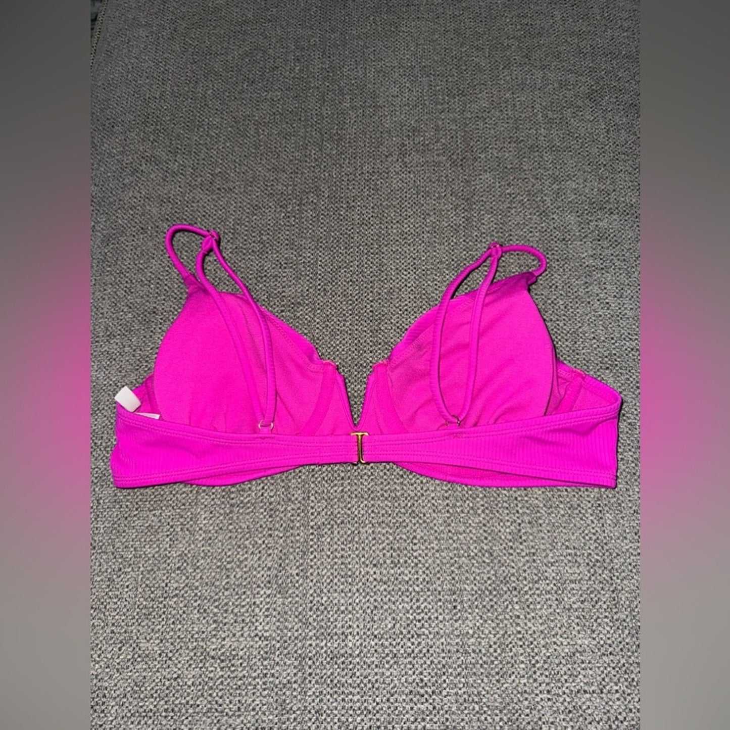 Pre-Owned LG Ambrielle Pink Ribbed Bikini Top