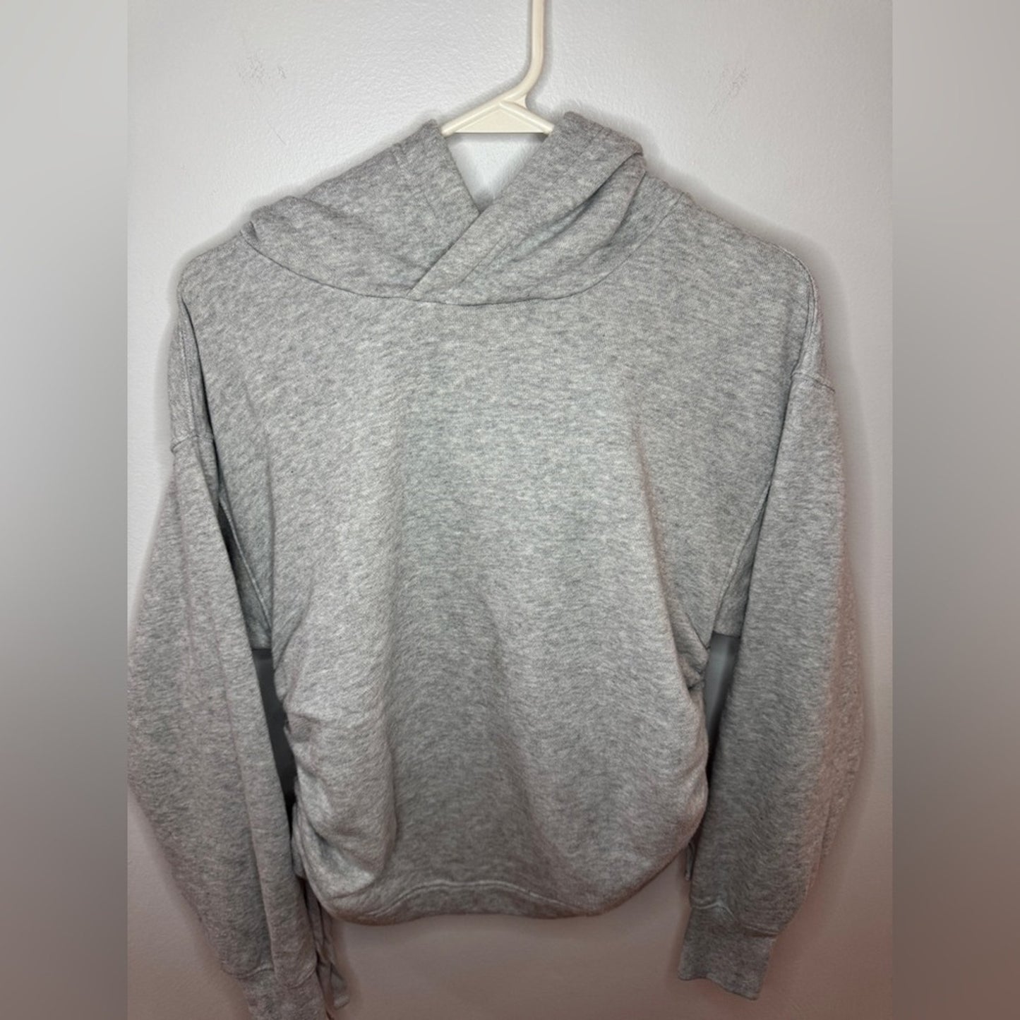 Pre-Owned SM Aerie Light Heather Grey Cinched Hoodie