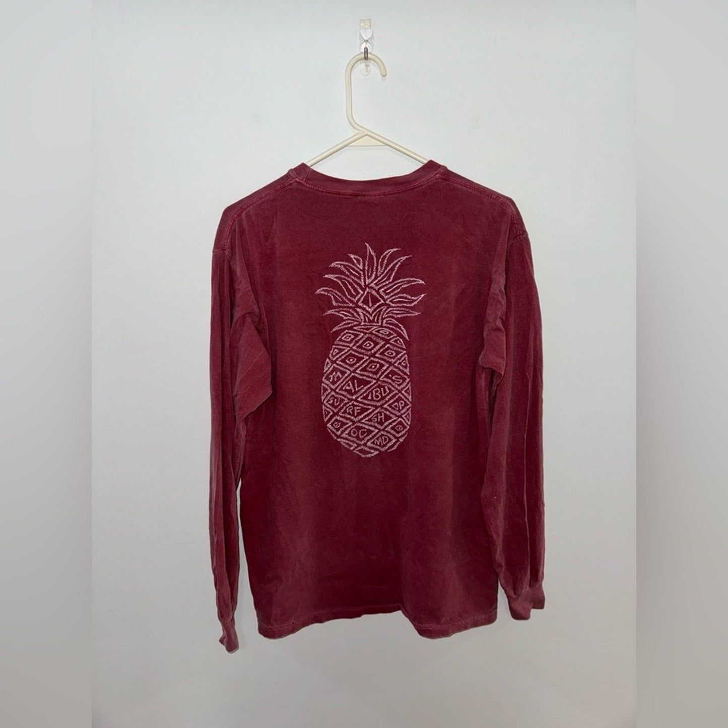 MD Unisex Malibu’s Surf Shop Ocean City, MD Red Long Sleeve Graphic Shirt
