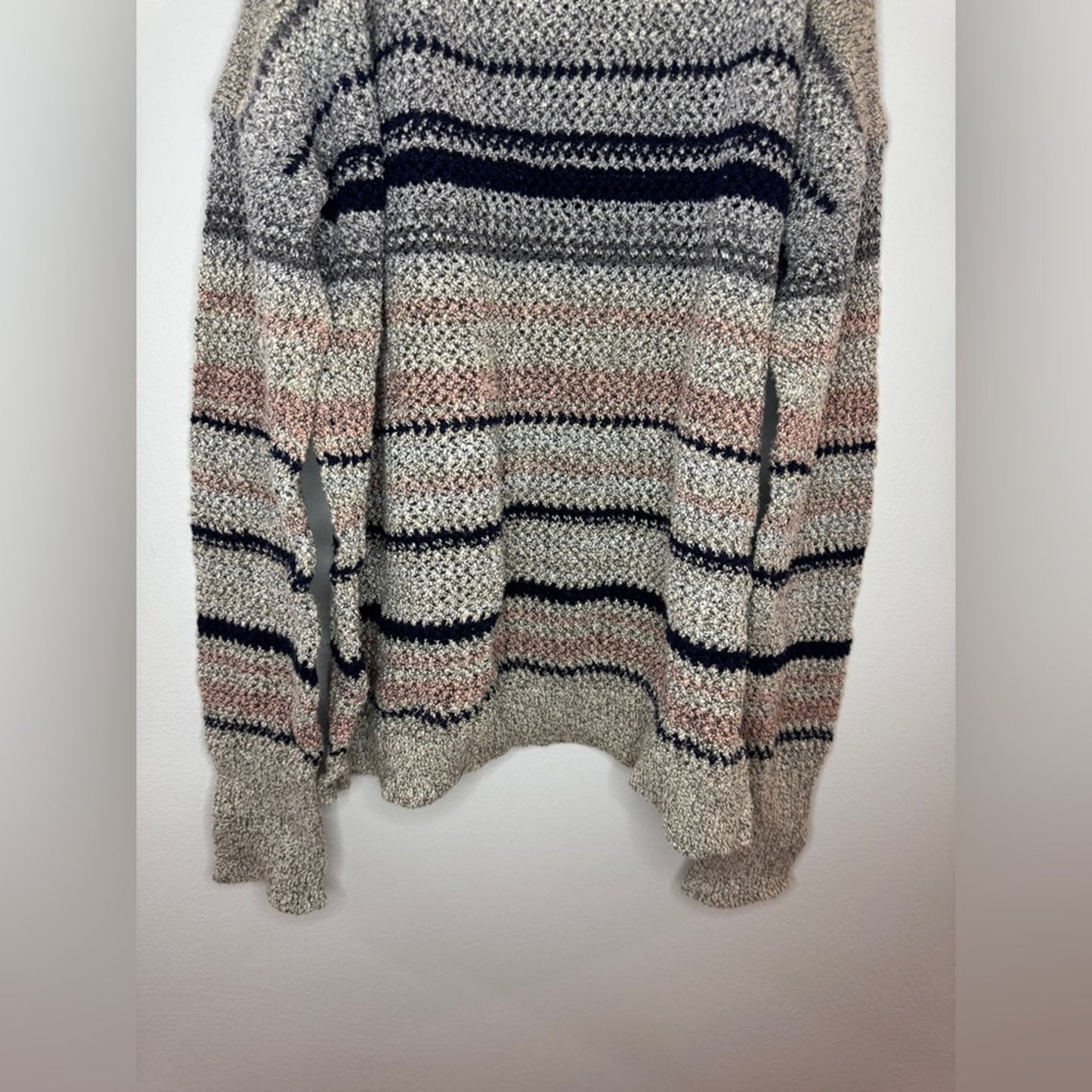 Pre-Owned MD Maurices Off the Shoulder Striped Sweater