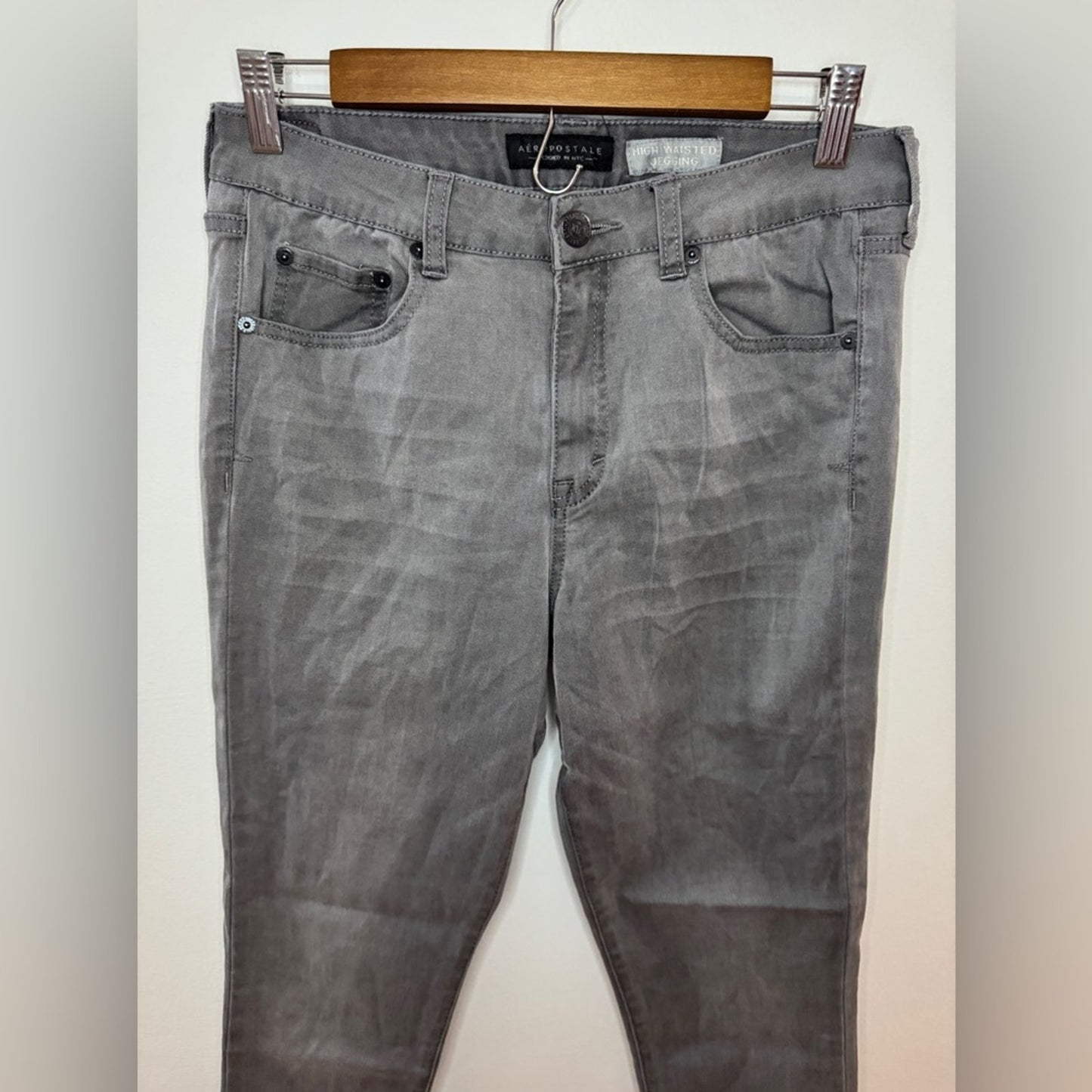 Pre-Owned Size 10 Regular Aeropostale Grey High Waisted Jegging