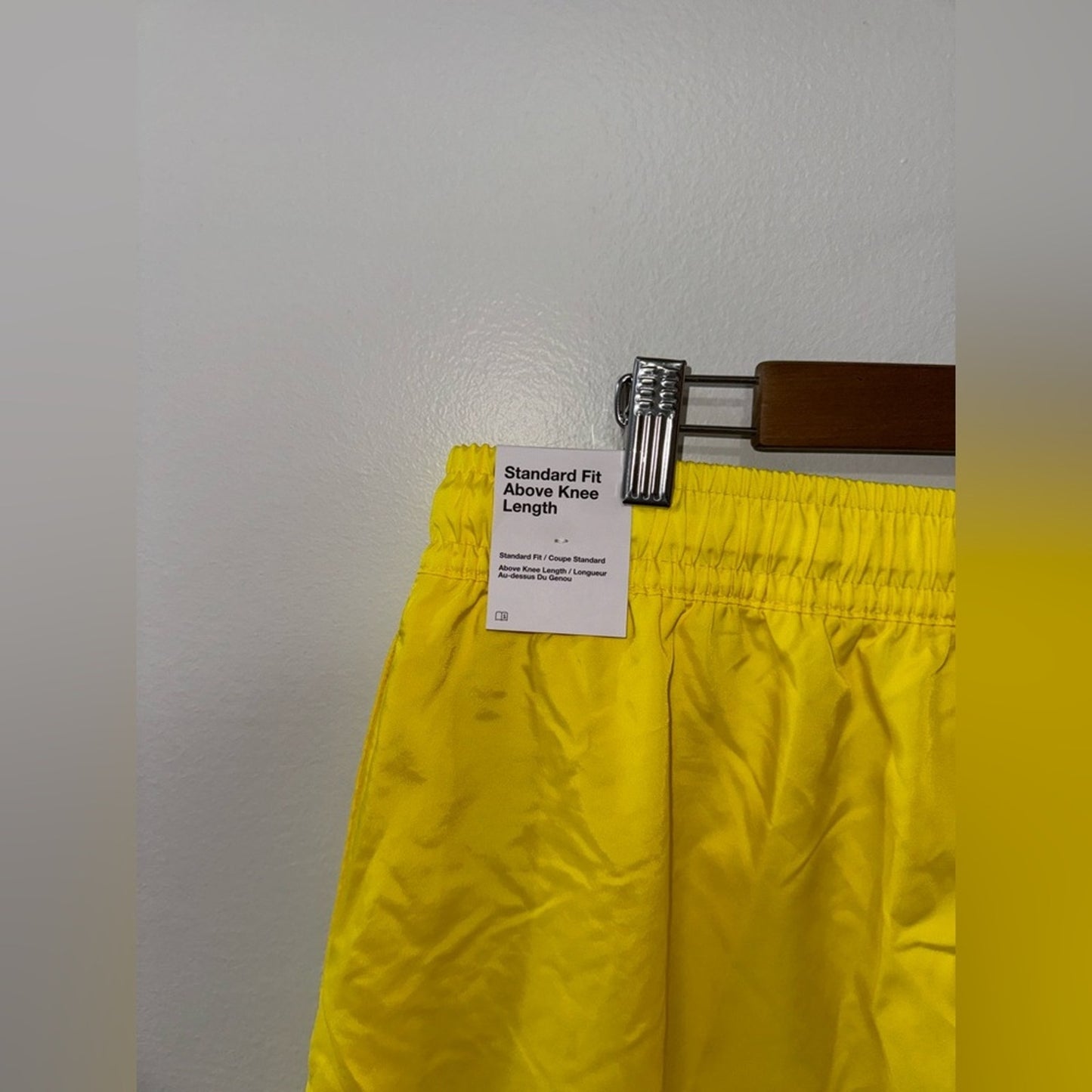 NWT XL Nike Yellow Club Woven Short 6” Inseam