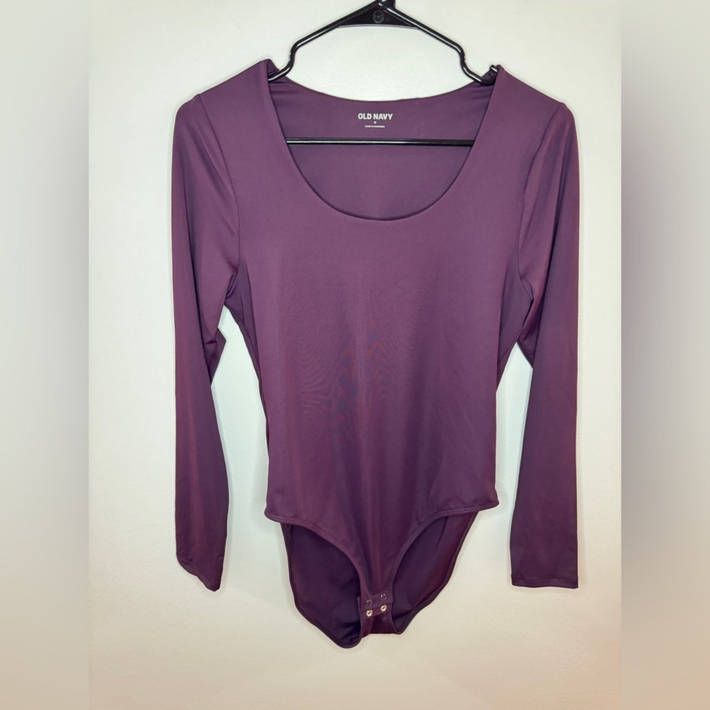 Pre-Owned MD Old Navy Dark Red Long Sleeve Bodysuit