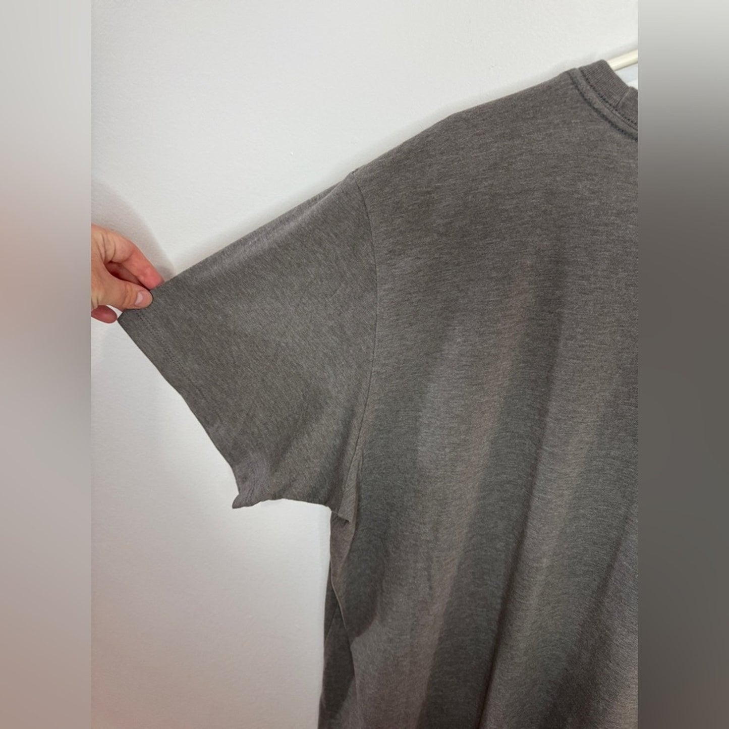Pre-Owned XXL The North Face Red White and Blue Logo Graphic Grey T-Shirt