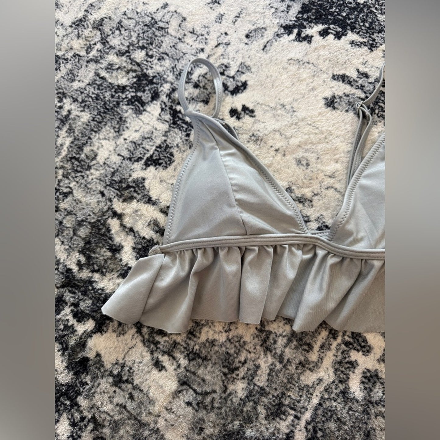 Pre-Owned SM Unbranded Grey Ruffle Bikini Bottom