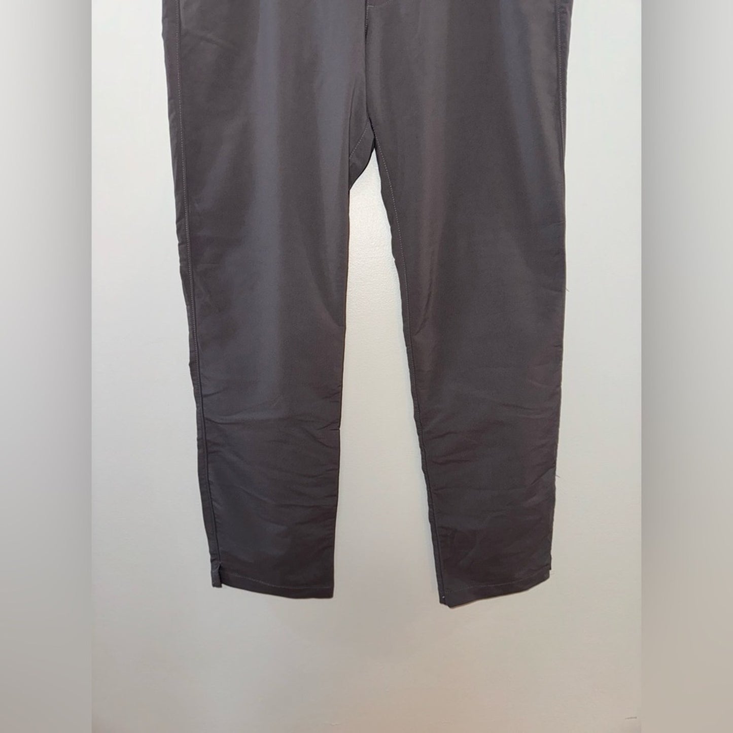 Pre-Owned W34xL32 Under Armour Grey Lose Loose Fit Pants