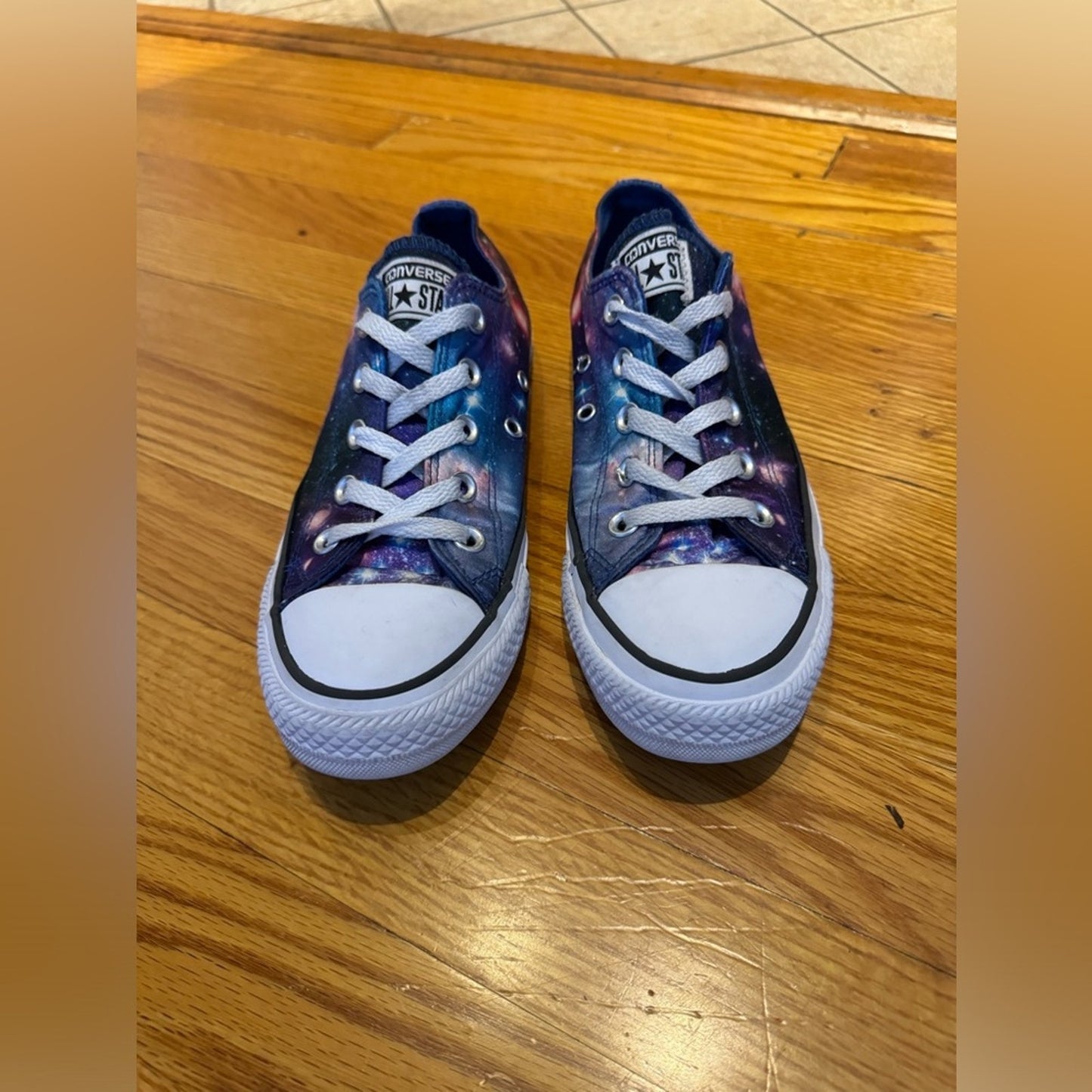 Pre-Owned Size M4/W6 Converse Chuck Taylor All Star Galaxy Low Top Sneakers