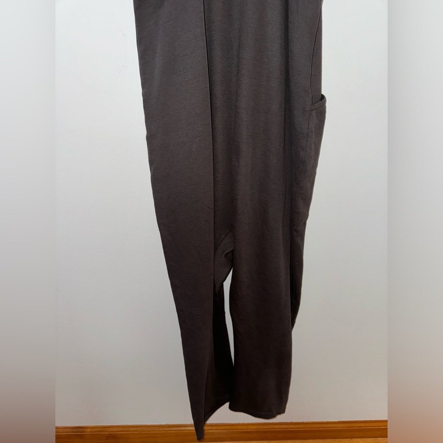 Pre-Owned SM Unbranded Dark Grey Zipper Jumpsuit