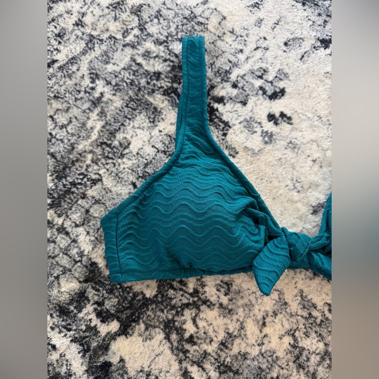 Pre-Owned MD Mossimo Teal Textured Front Tie Bikini Top