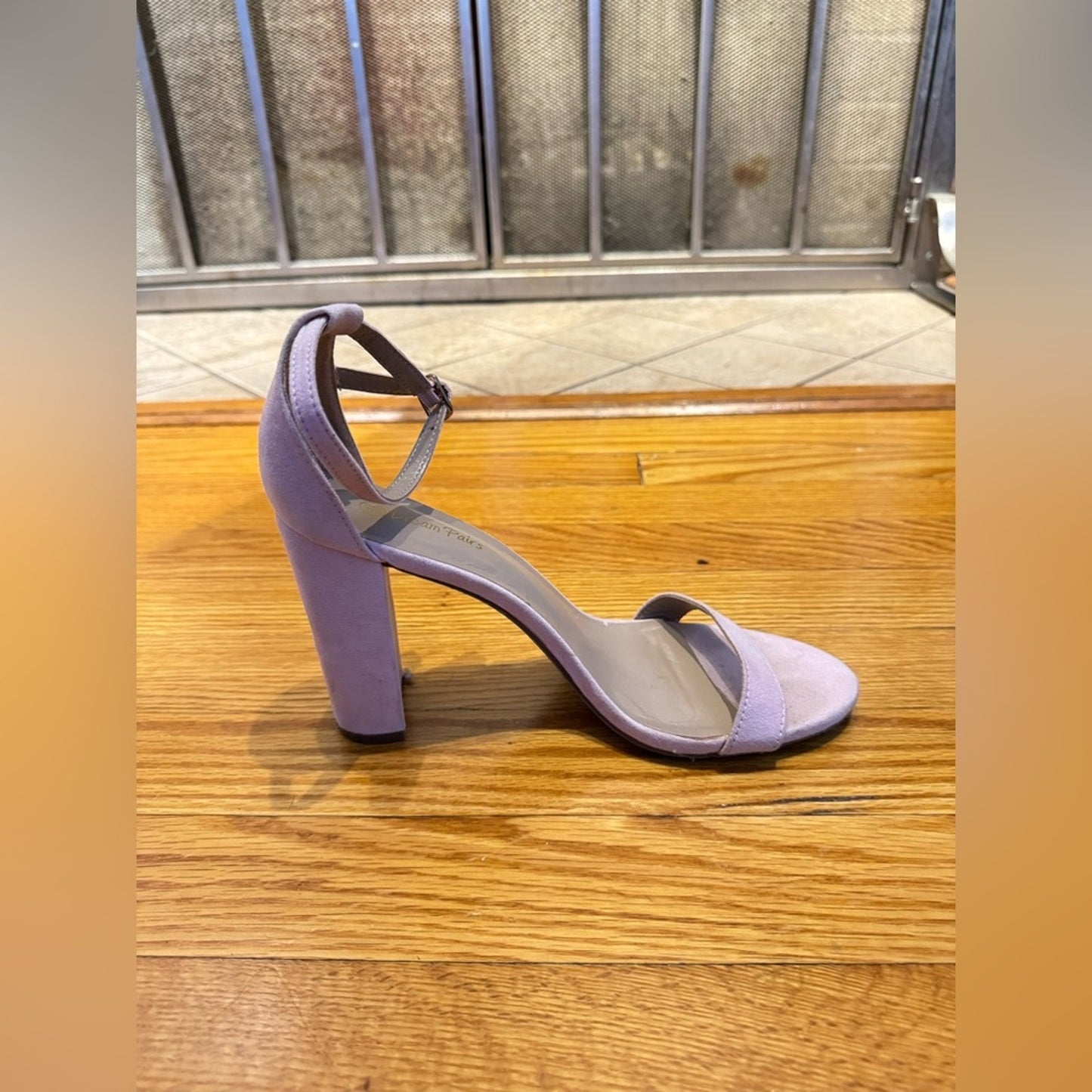 Pre-Owned Size W8.5 Dream Pairs Grey Suede High Heel