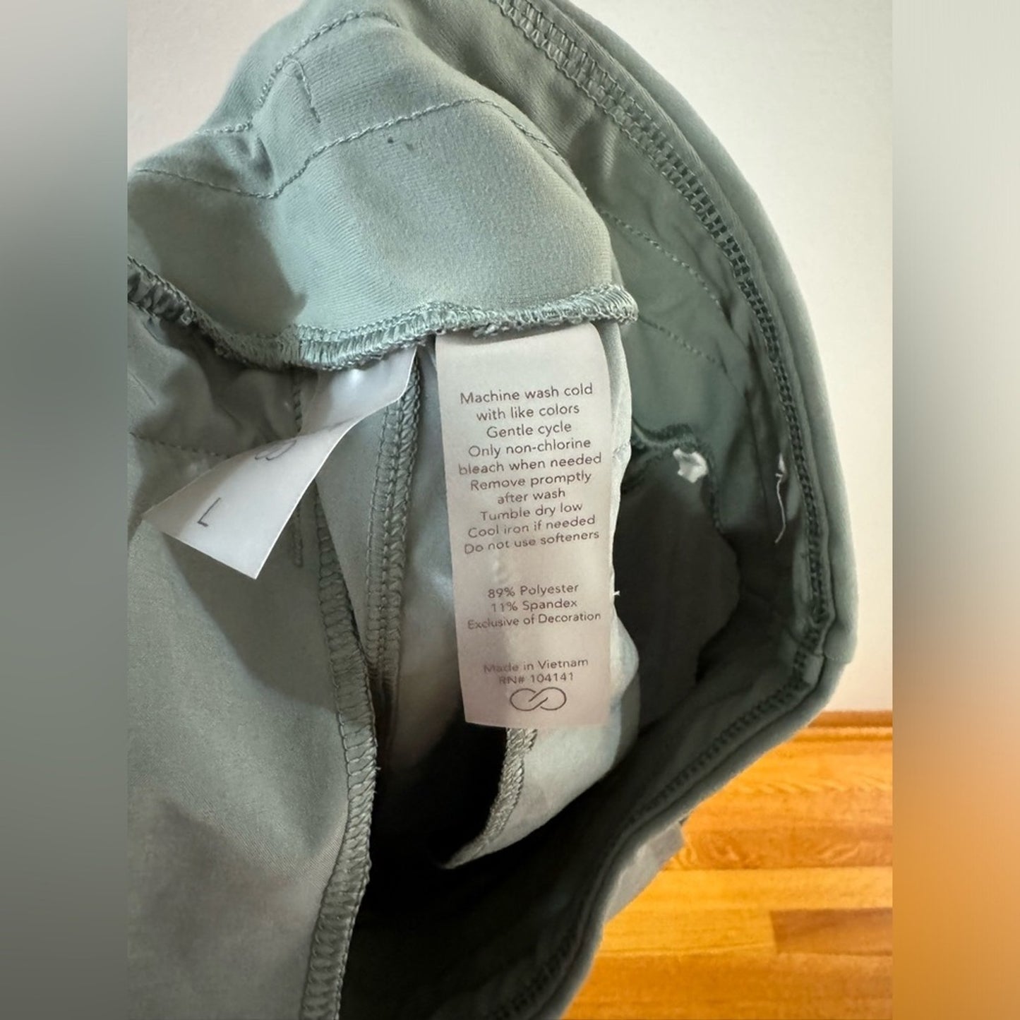 Pre-Owned LG CALIA Women’s Truelight Green Cargo Pants