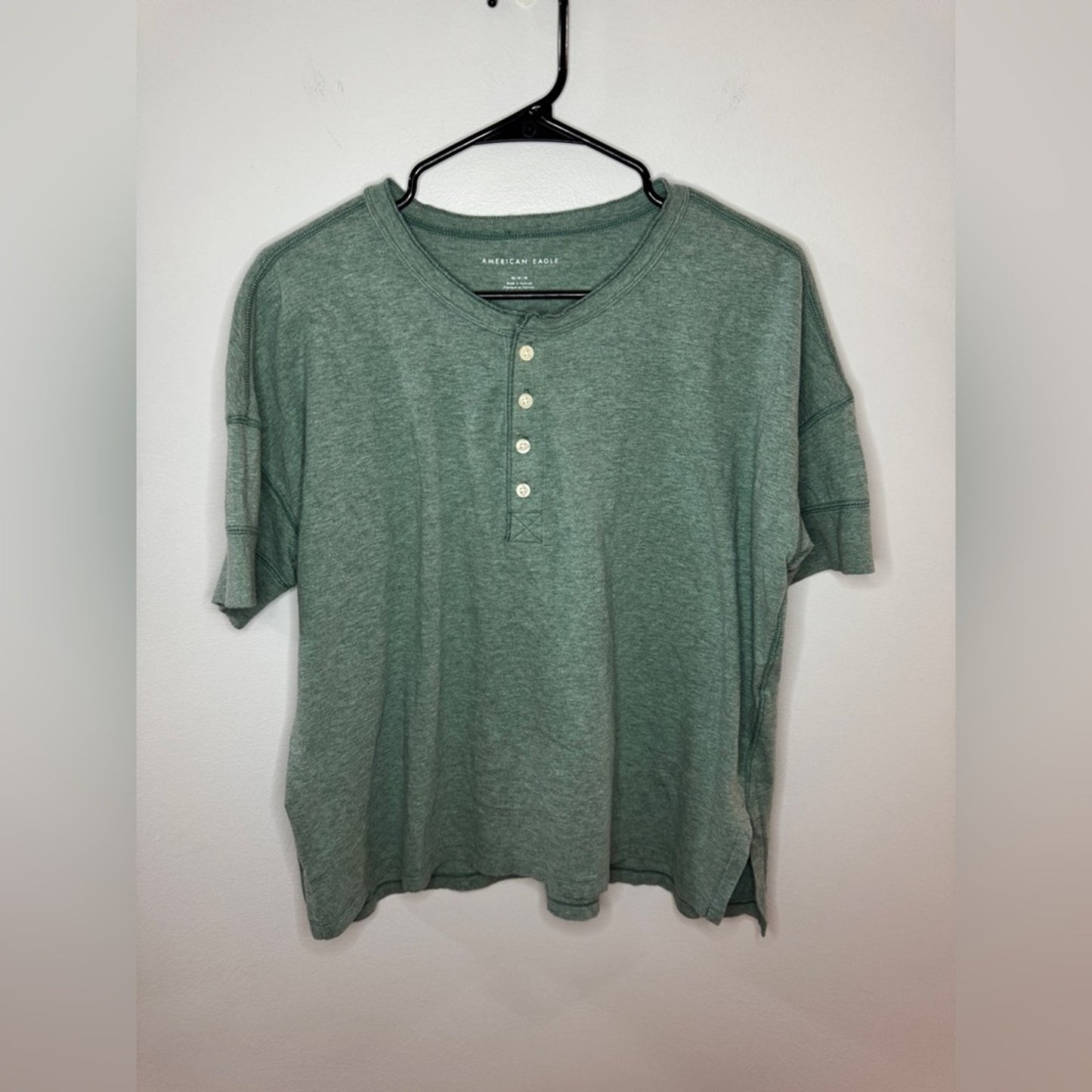 Pre-Owned MD American Eagle Heather Green Oversized Henley T-Shirt