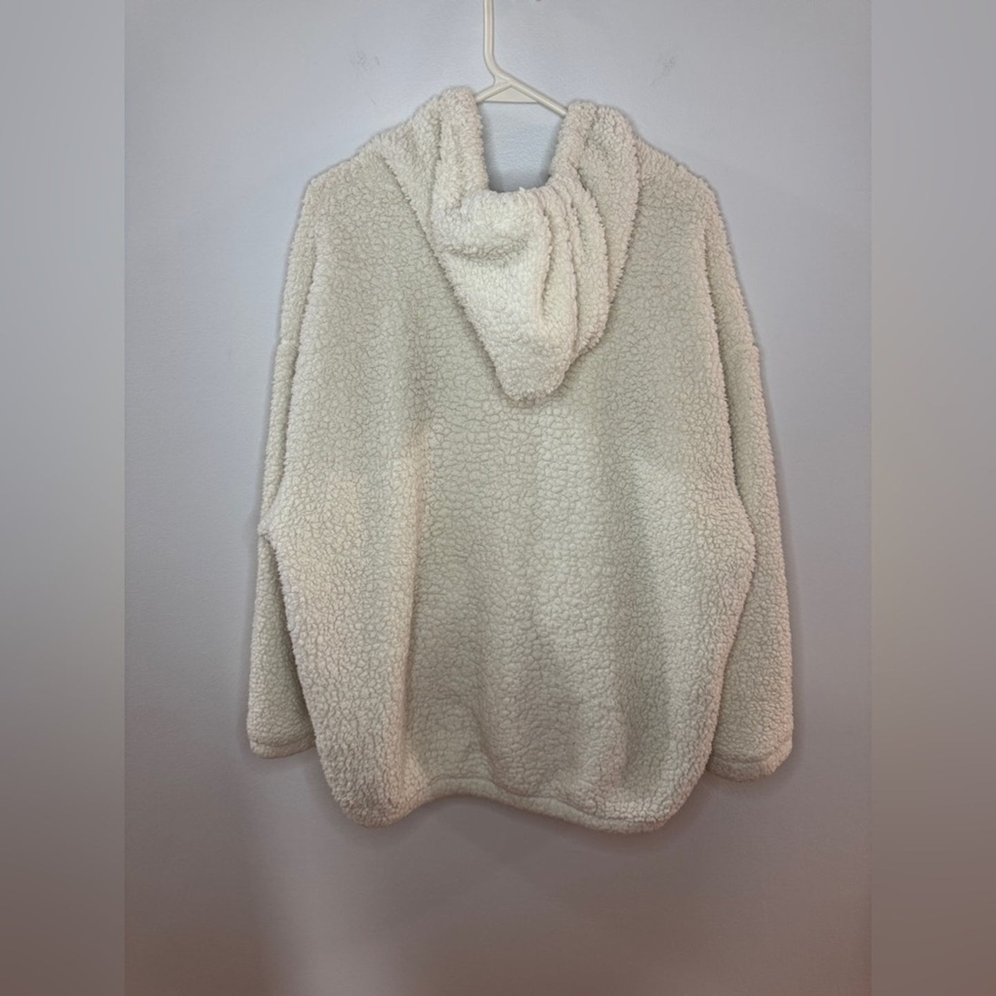Pre-Owned MD American Eagle White Sherpa Zip-Up Oversized Hoodie