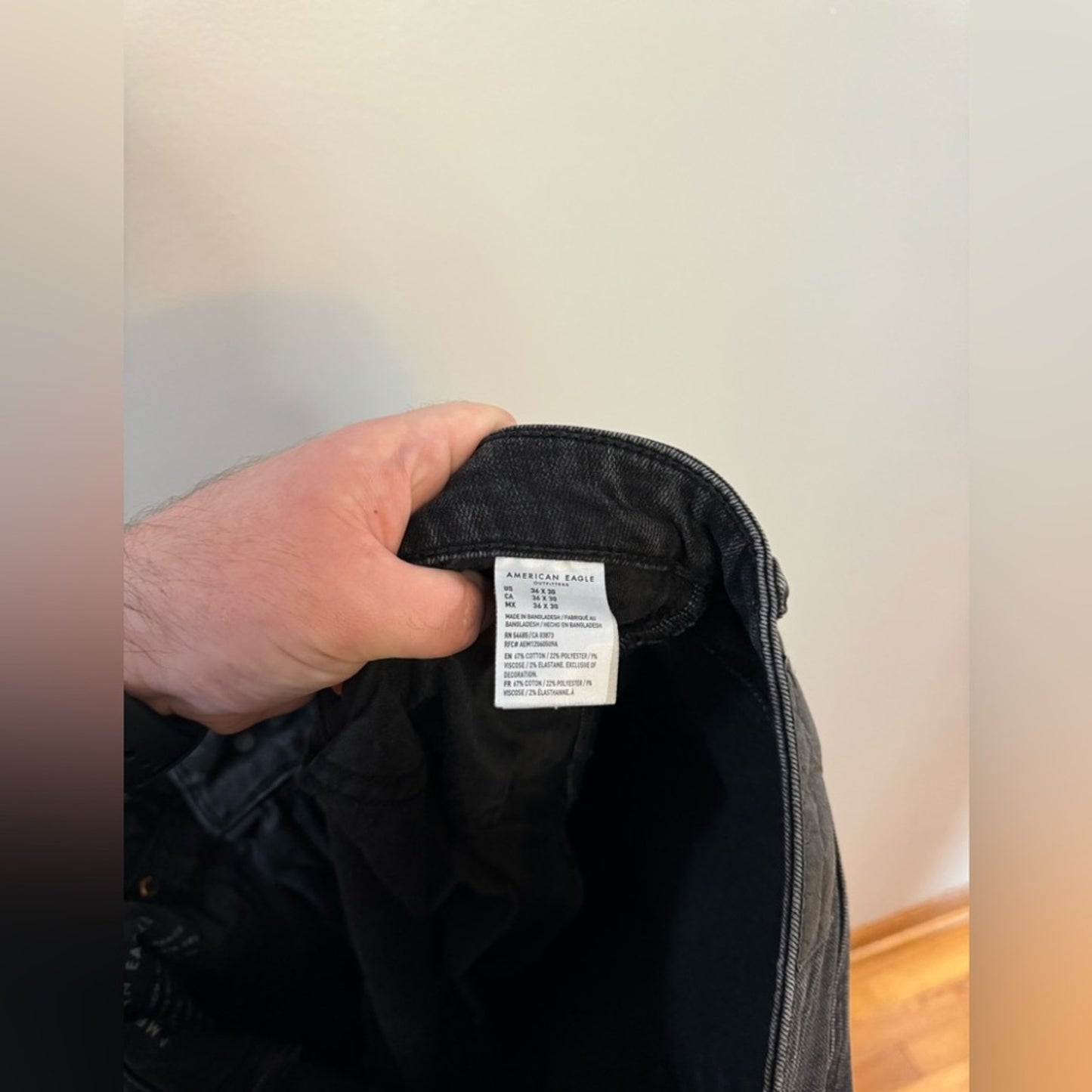 Pre-Owned W36xL30 American Eagle Black Slim Jeans