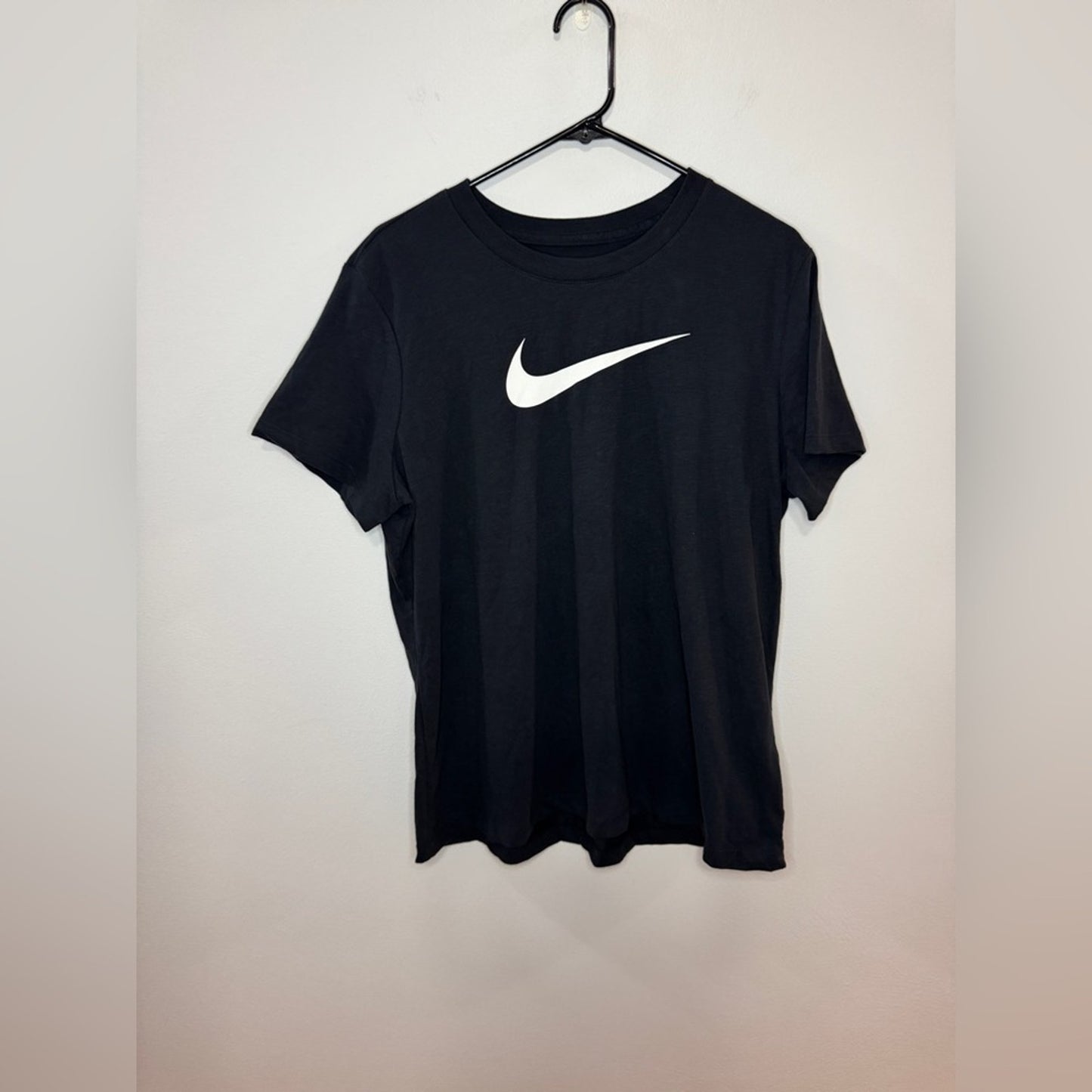 Pre-Owned XL Nike Dri-Fit The Nike Tee Black Graphic Logo T-Shirt