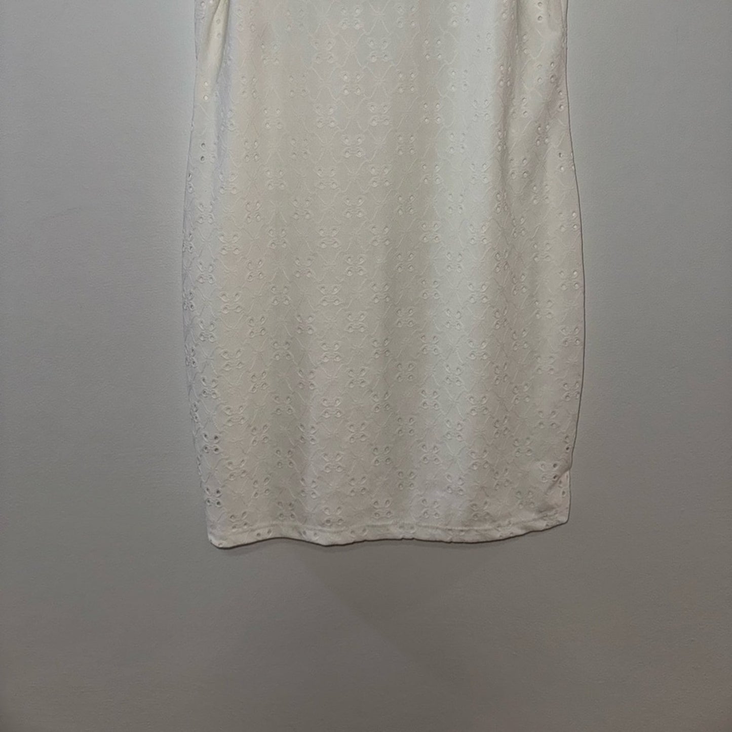 NWT LG Rue 21 White Dress with flaw