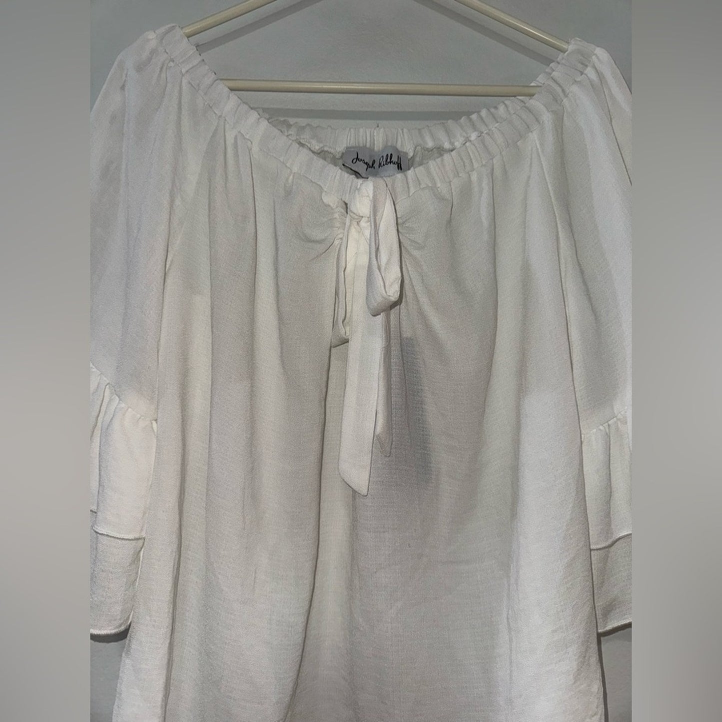 NWT Size 8 Joseph Ribkoff Ivory White Off the Shoulder Tie White Blouse