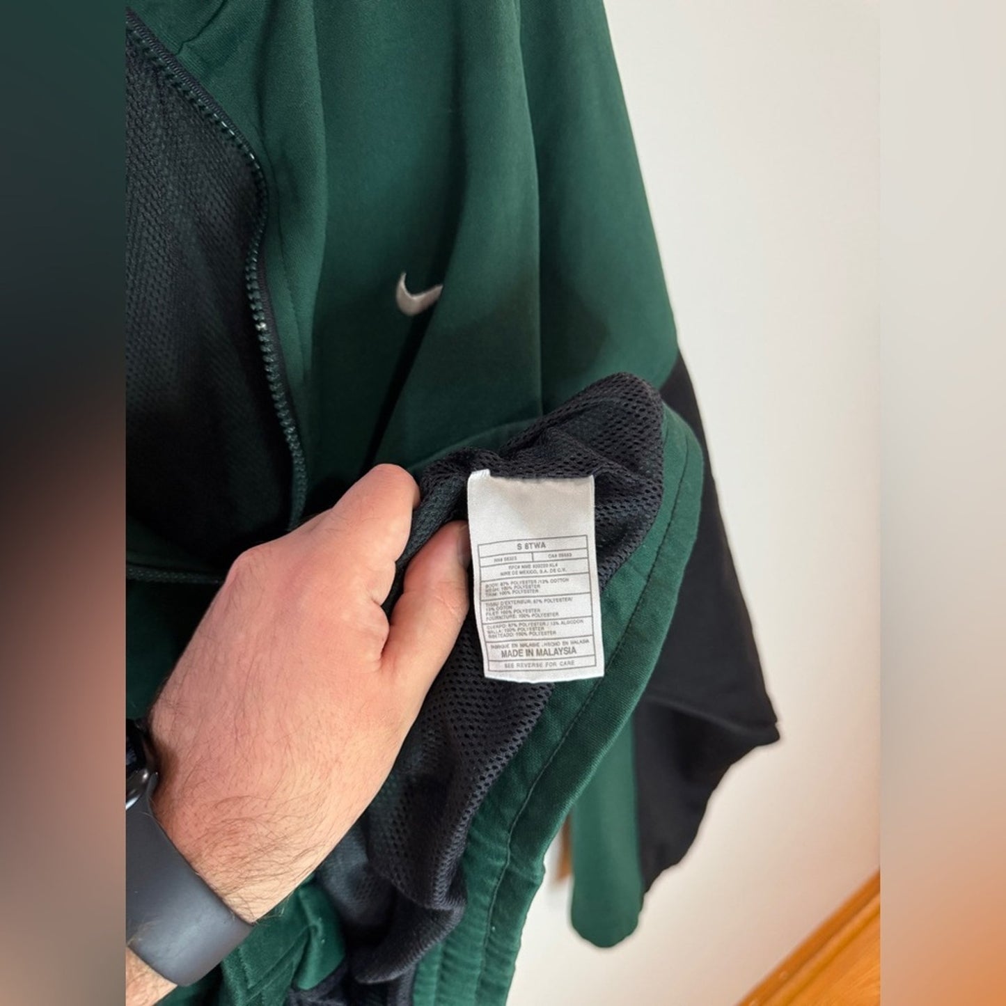 Pre-Owned XL Nike Vintage Dark Green and Black Zip Up Heavyweight Jacket