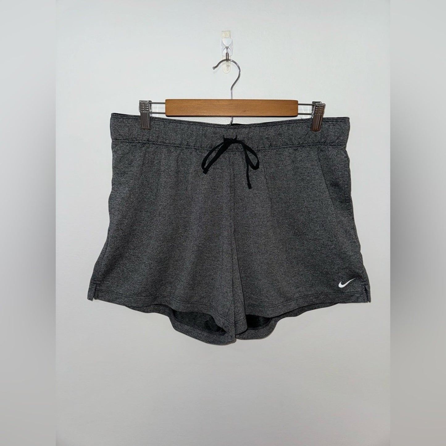 Pre-Owned LG Nike Dri-Fit Dark Grey Athletic Shorts