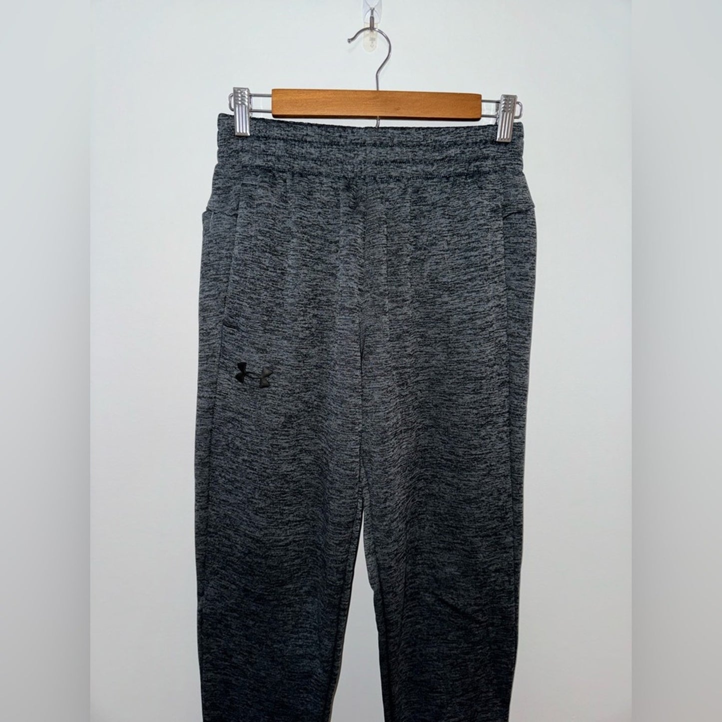 Pre-Owned SM Under Armour Dark Heather Grey Loose Athletic Joggers