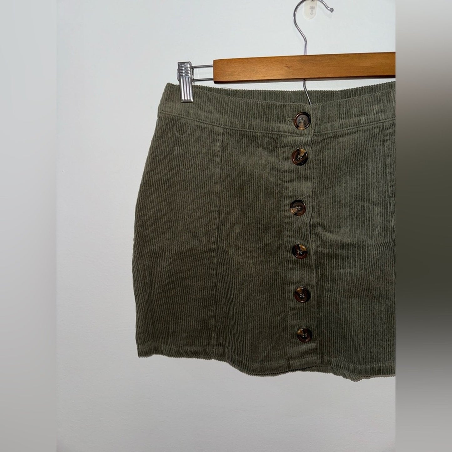 Pre-Owned MD Vine and Valley Brown Corduroy Button Skirt