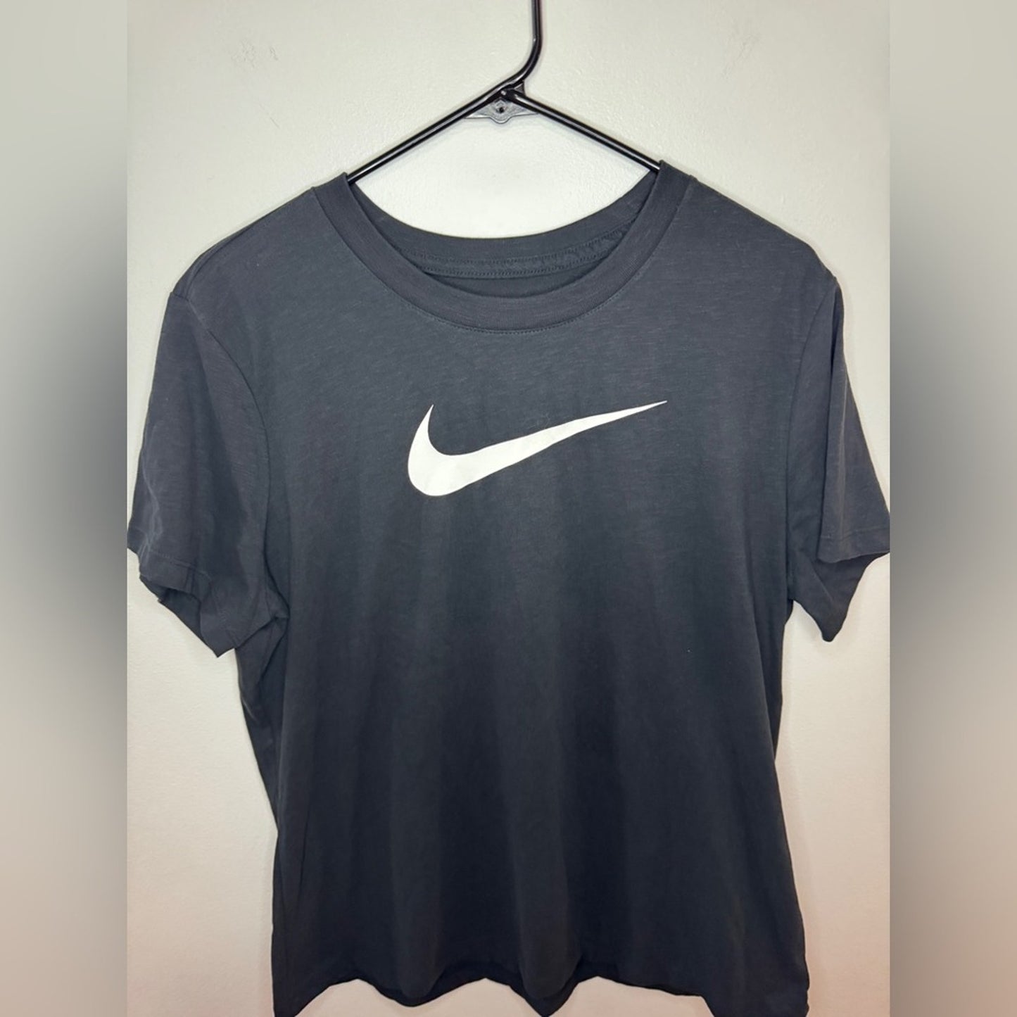 Pre-Owned XL Nike Dri-Fit The Nike Tee Black Graphic Logo T-Shirt