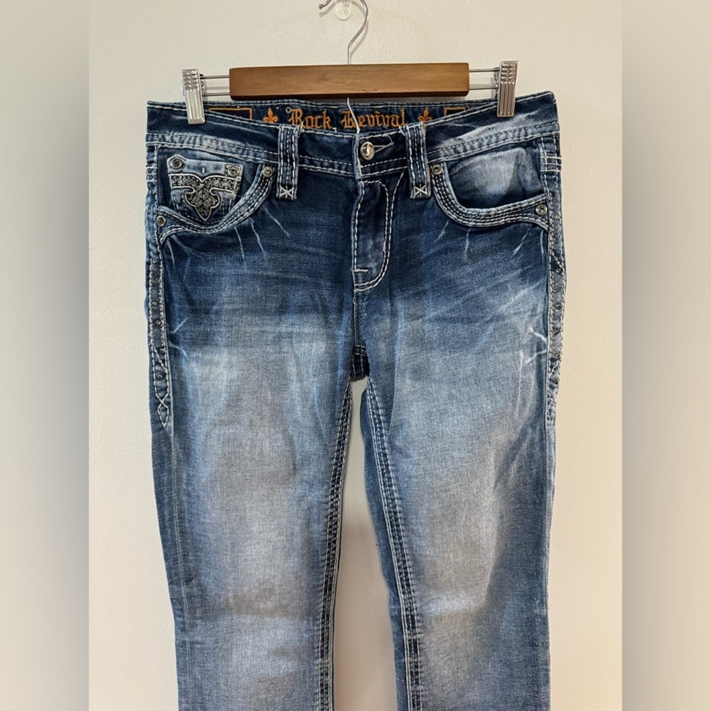 W28xL33 Rock Revival Blue Yanka Mid Rise Boot Rhinestone Embellished Jeans
