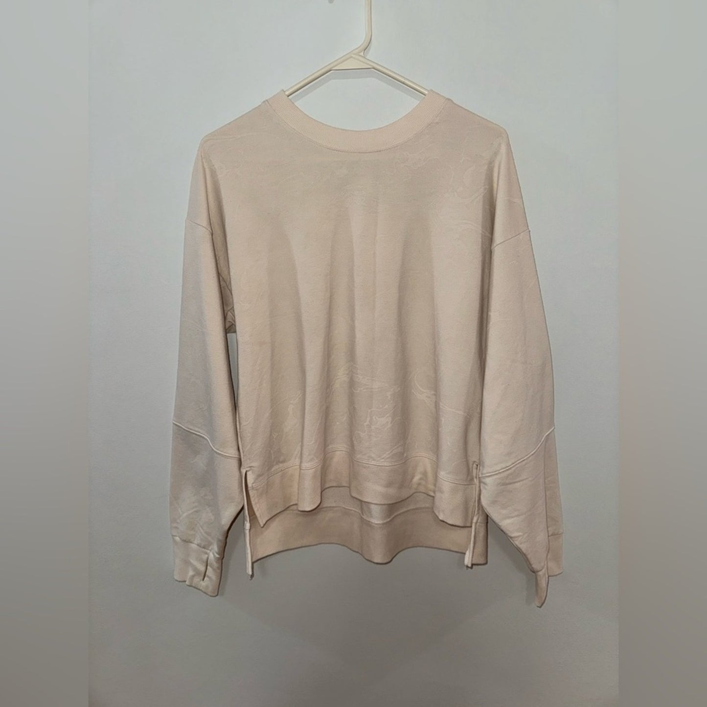 Pre-Owned MD All in Motion White Print Crewneck Shirt