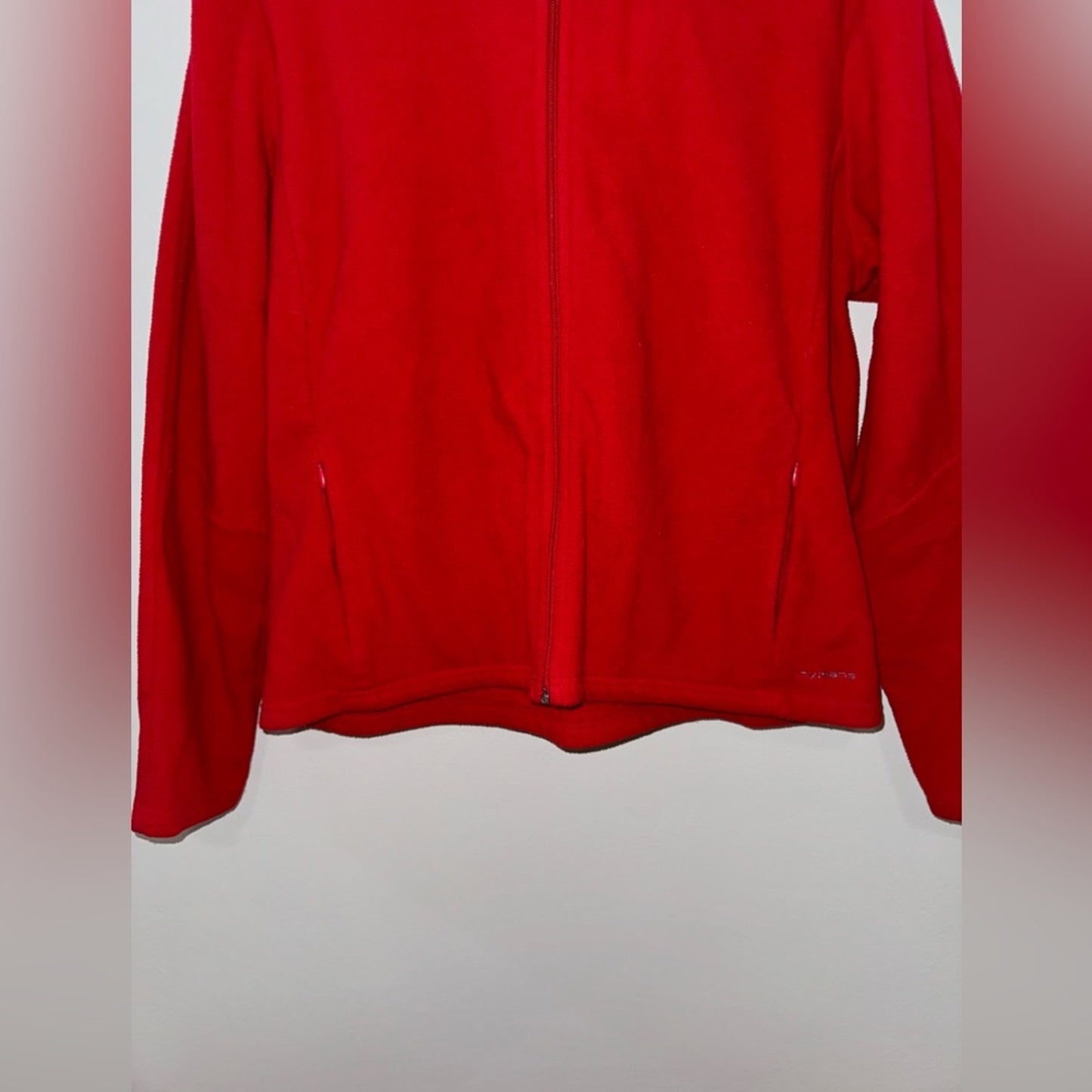 Pre-Owned LG New York and Company Red Hooded Zip Up Fleece Jacket
