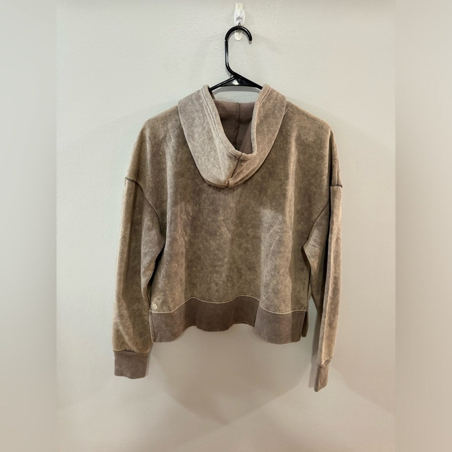 Pre-Owned MD Unbranded Grey Cropped Hoodie