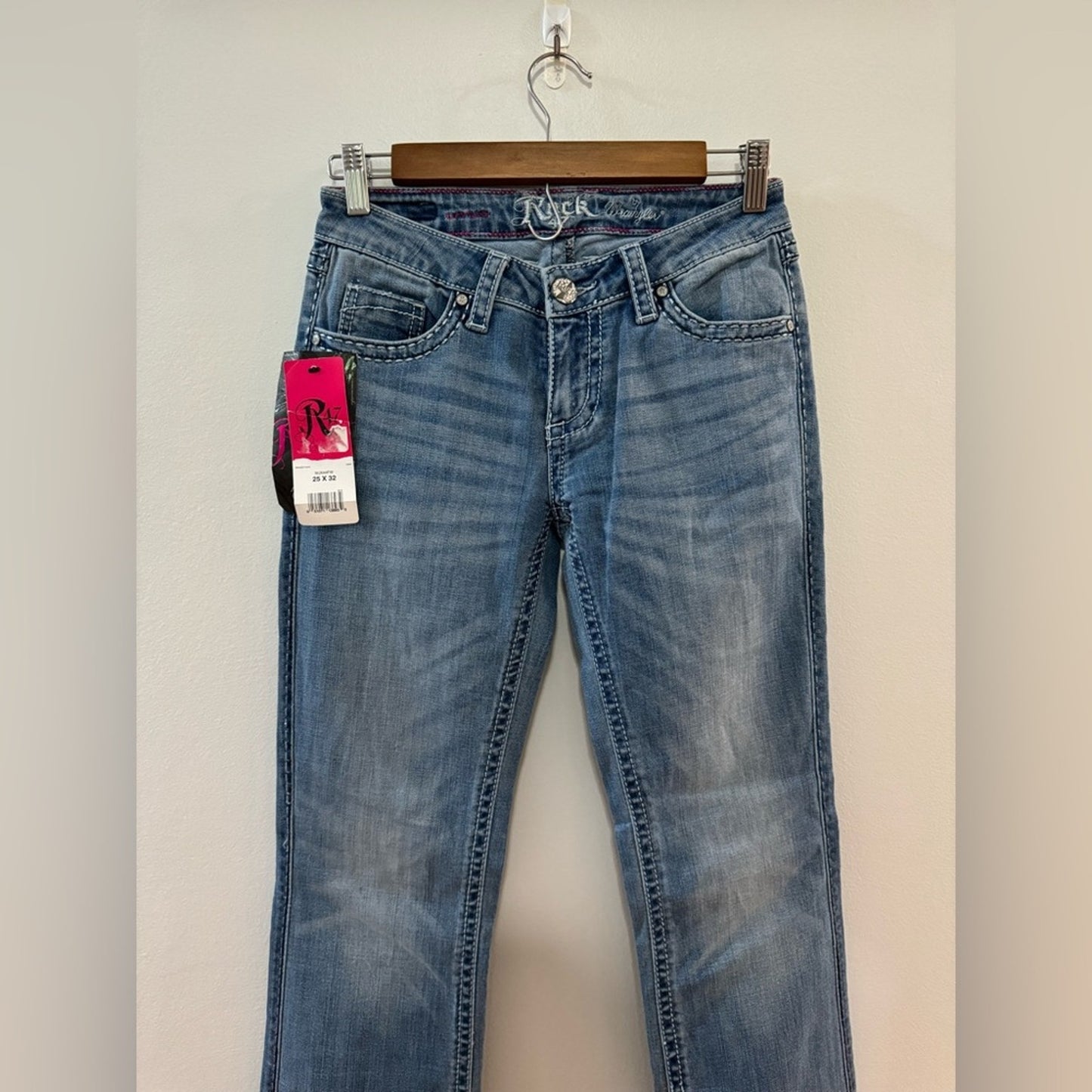 NWT W25xL32 Rock 47 by Wrangler Light Blue Low Rise Embellished Boot Cut Jeans
