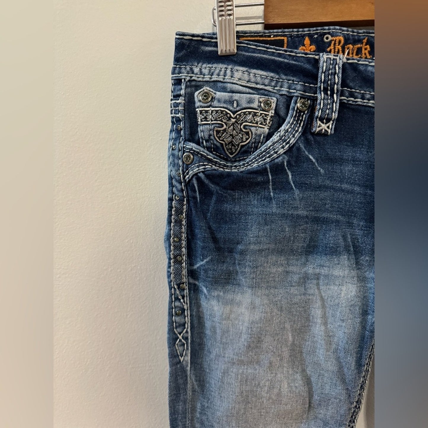 W28xL33 Rock Revival Blue Yanka Mid Rise Boot Rhinestone Embellished Jeans