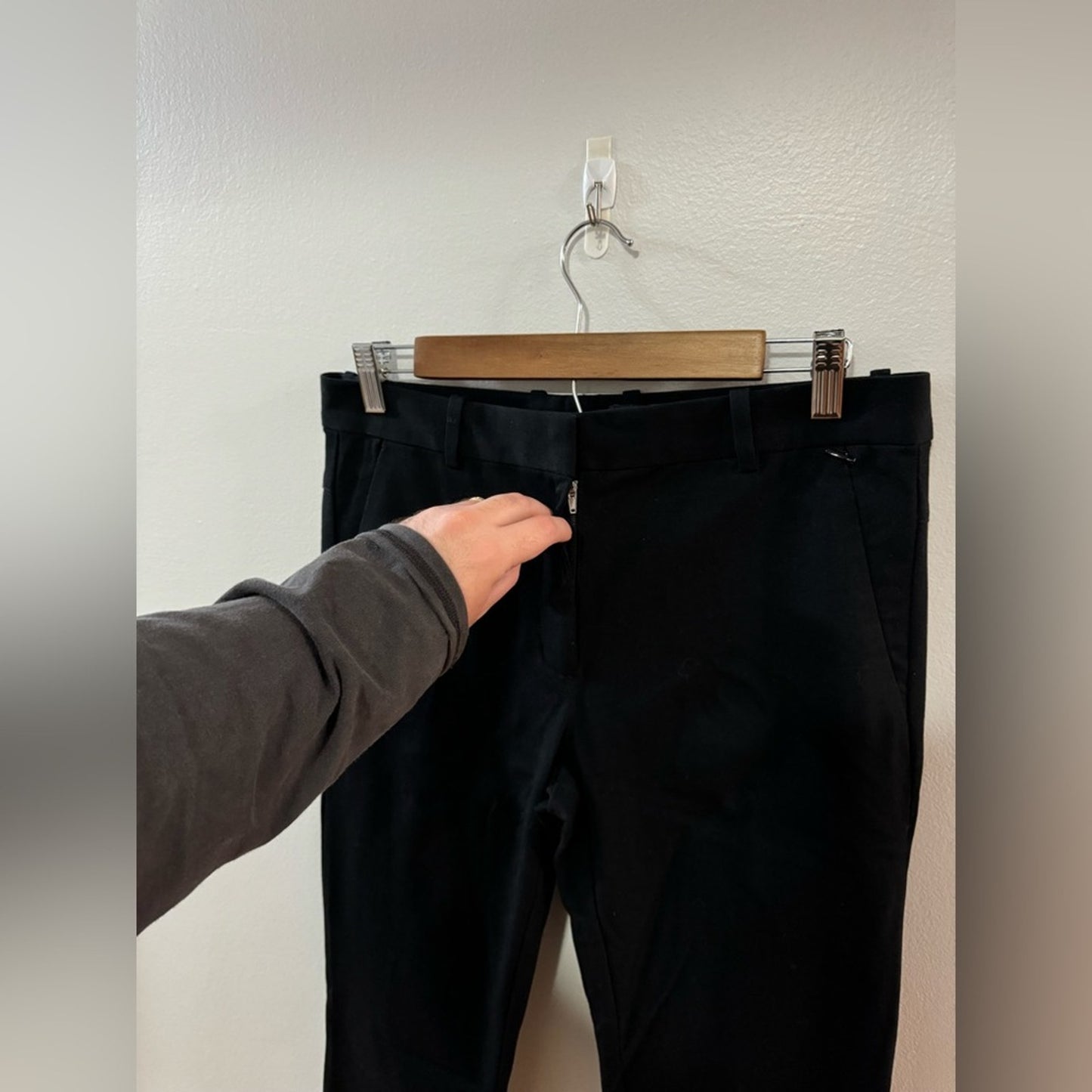 Pre-Owned Size 8 Regular Gap Black Stove Pipe Dress Pants