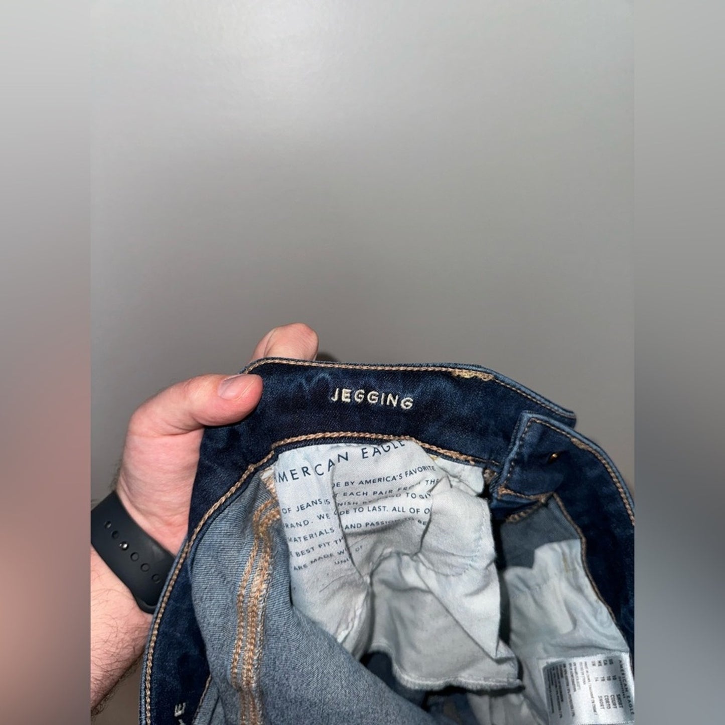 Pre-Owned Size 10 Short American Eagle Dark Blue Distressed Jegging