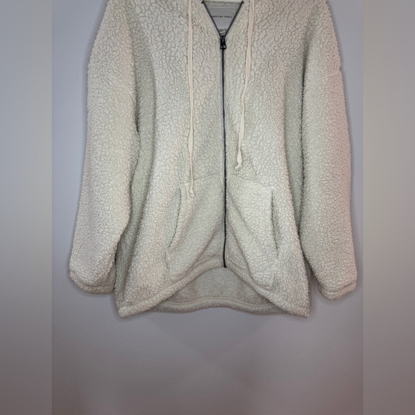 Pre-Owned MD American Eagle White Sherpa Zip-Up Oversized Hoodie