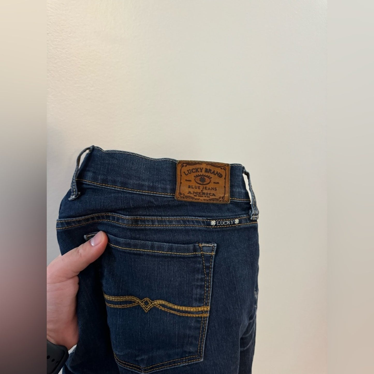 Pre-Owned Size 10 Lucky Brand Dark Blue Charlie Skinny Jeans