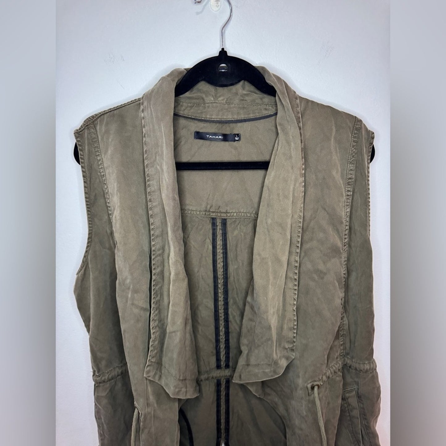 Pre-Owned LG Tahari Brown Sleeveless Jacket
