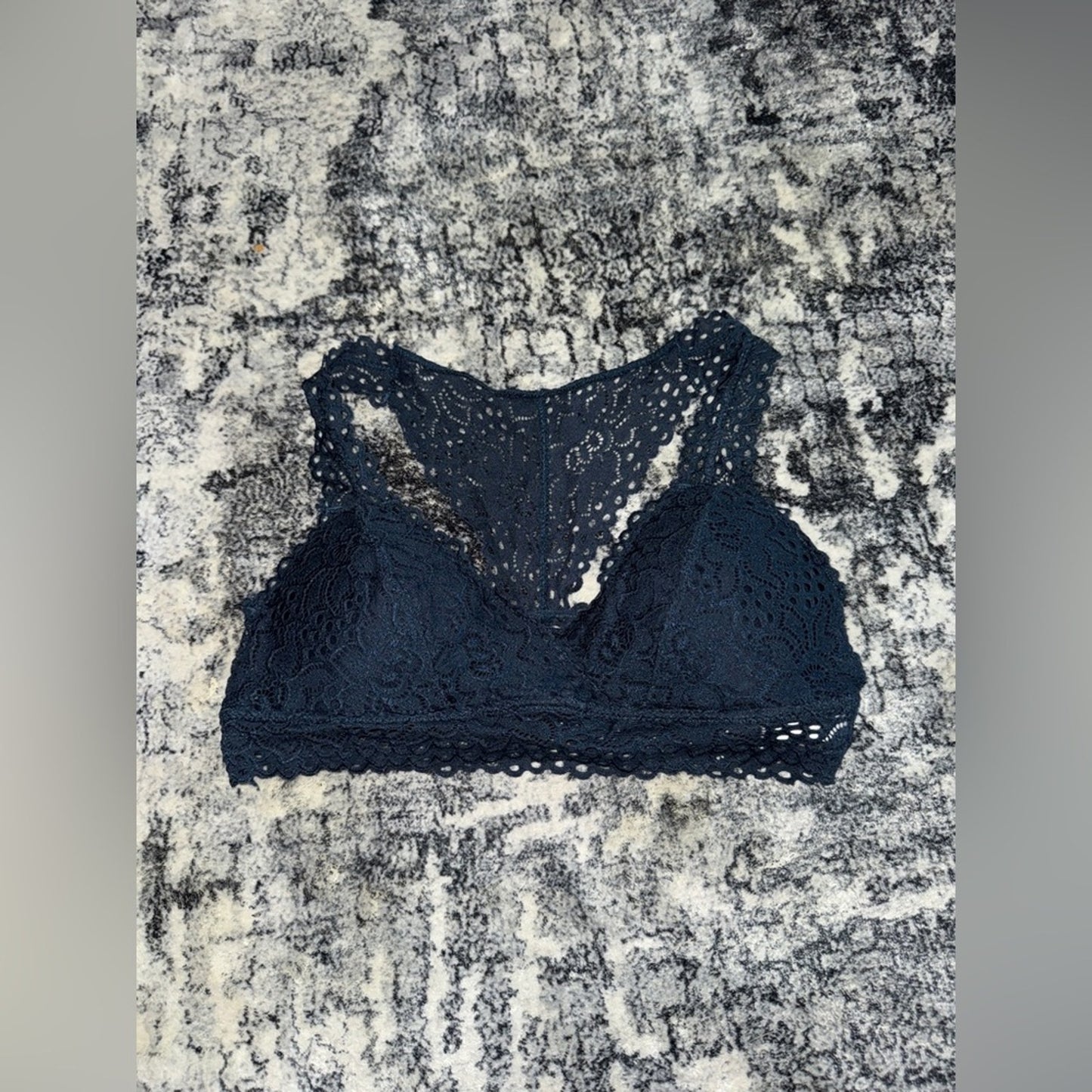 Pre-Owned MD French Affair Navy Lace Bralette