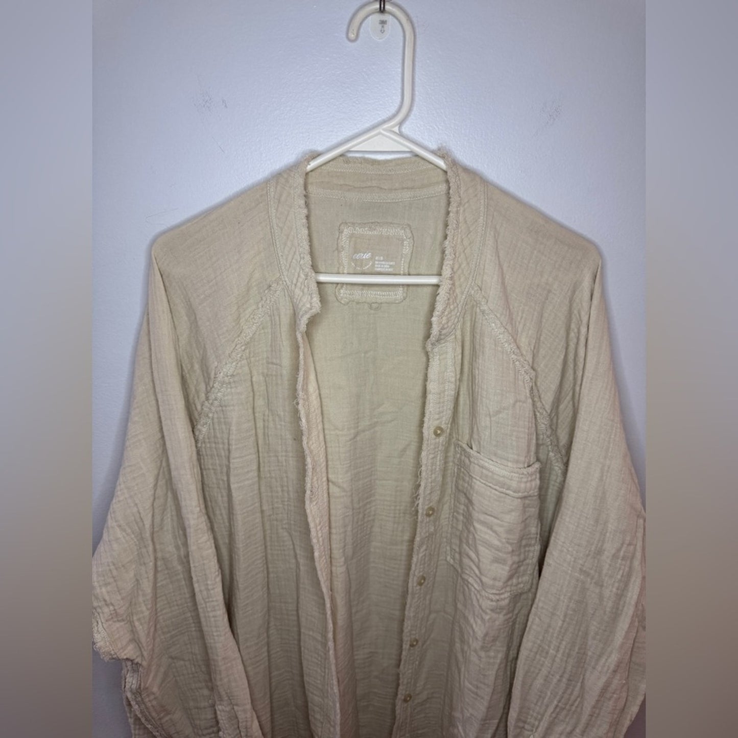 Pre-Owned MD Aerie Cream Long Sleeve Button Up Shirt