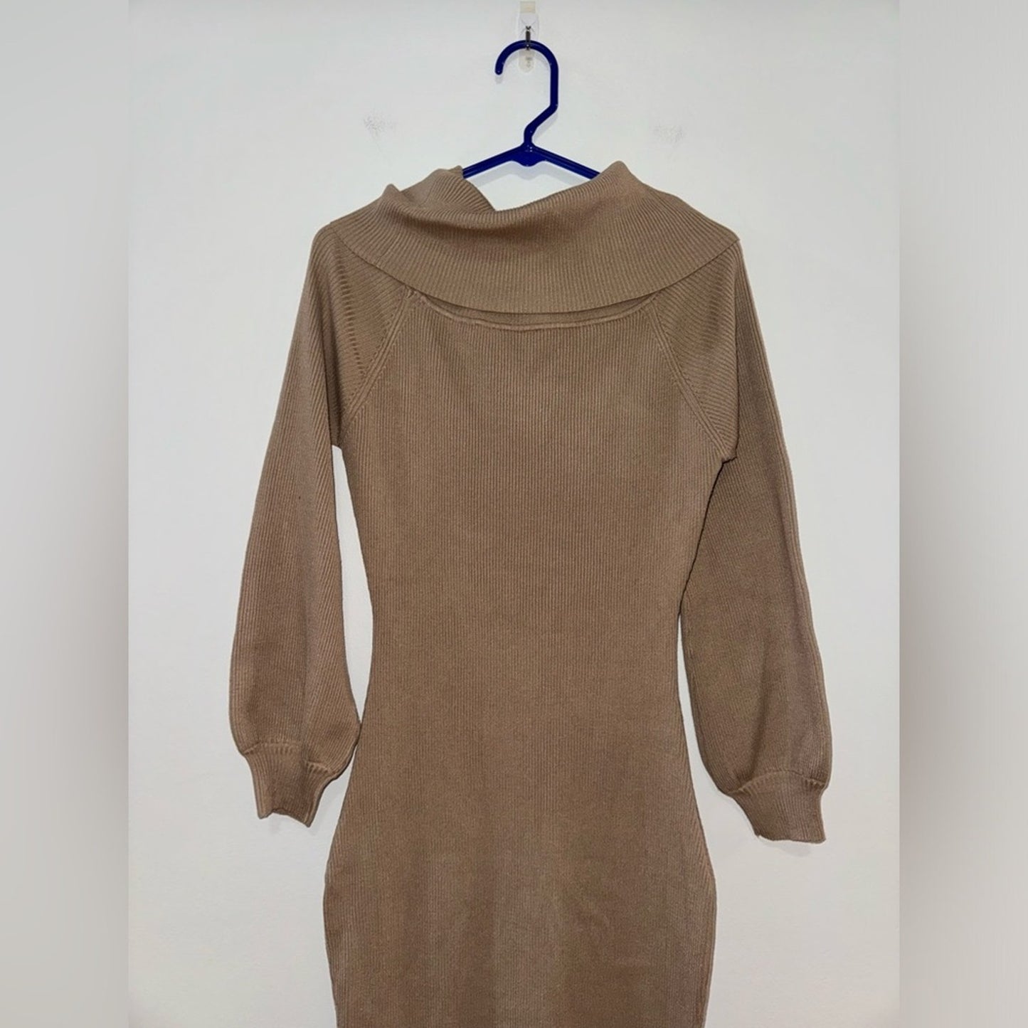 NWT MD Unbranded Light Brown Ribbed Fitted Bodycon Long Sleeve Dress