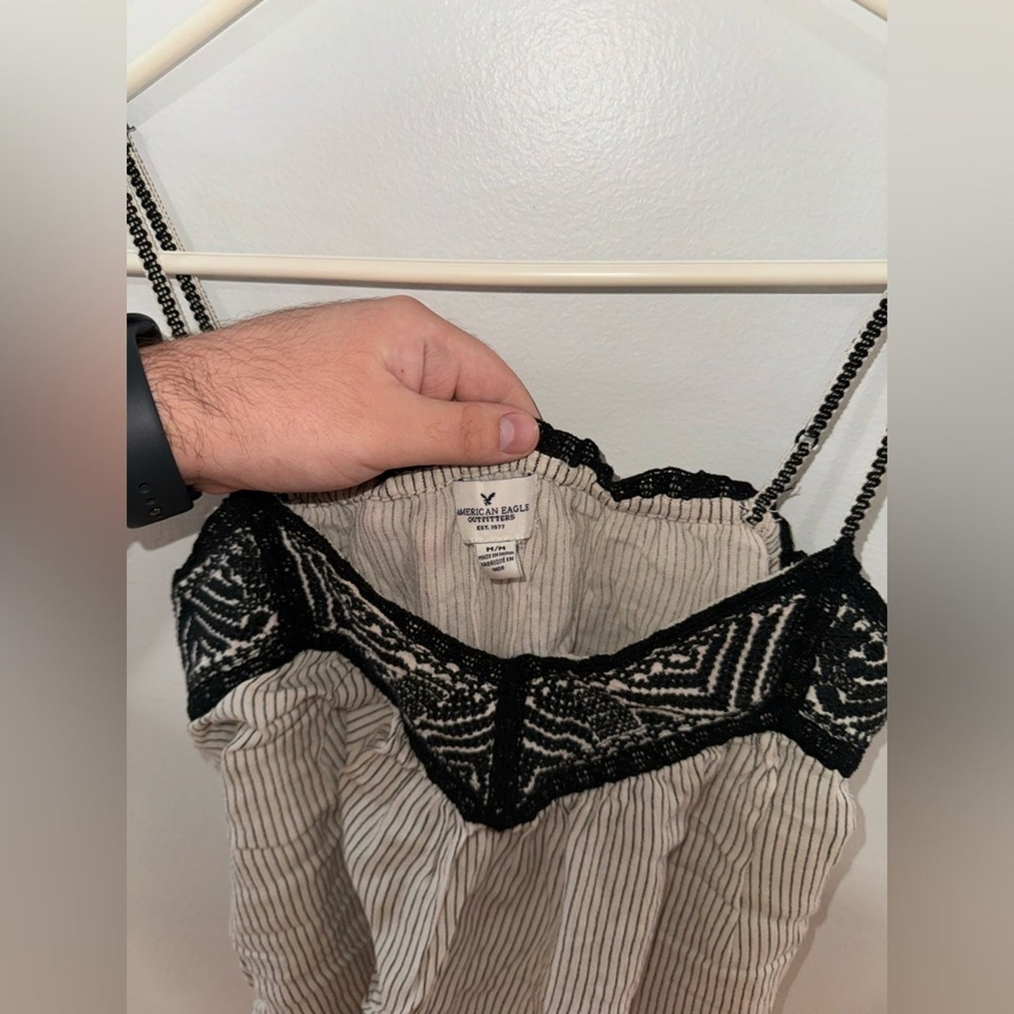 Pre-Owned MD American Eagle Black and White Striped Cami Top
