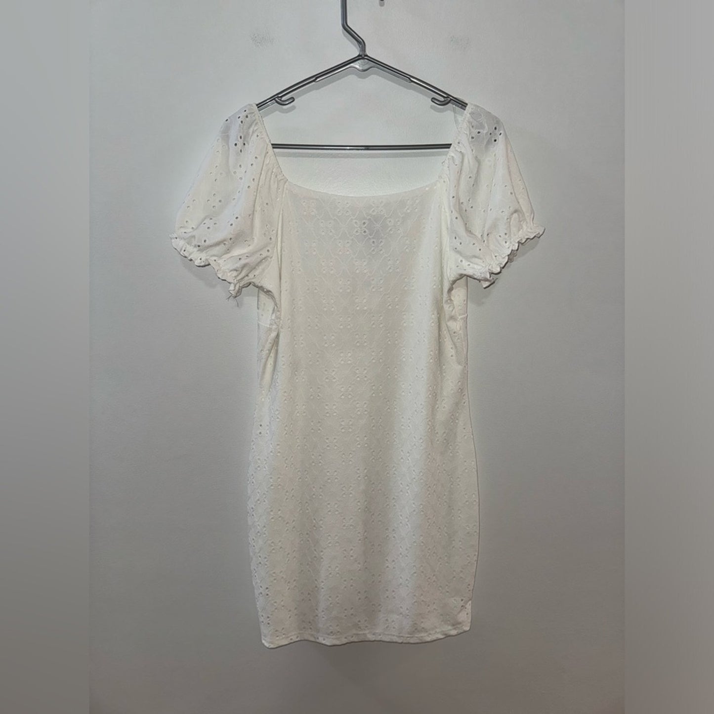 NWT LG Rue 21 White Dress with flaw