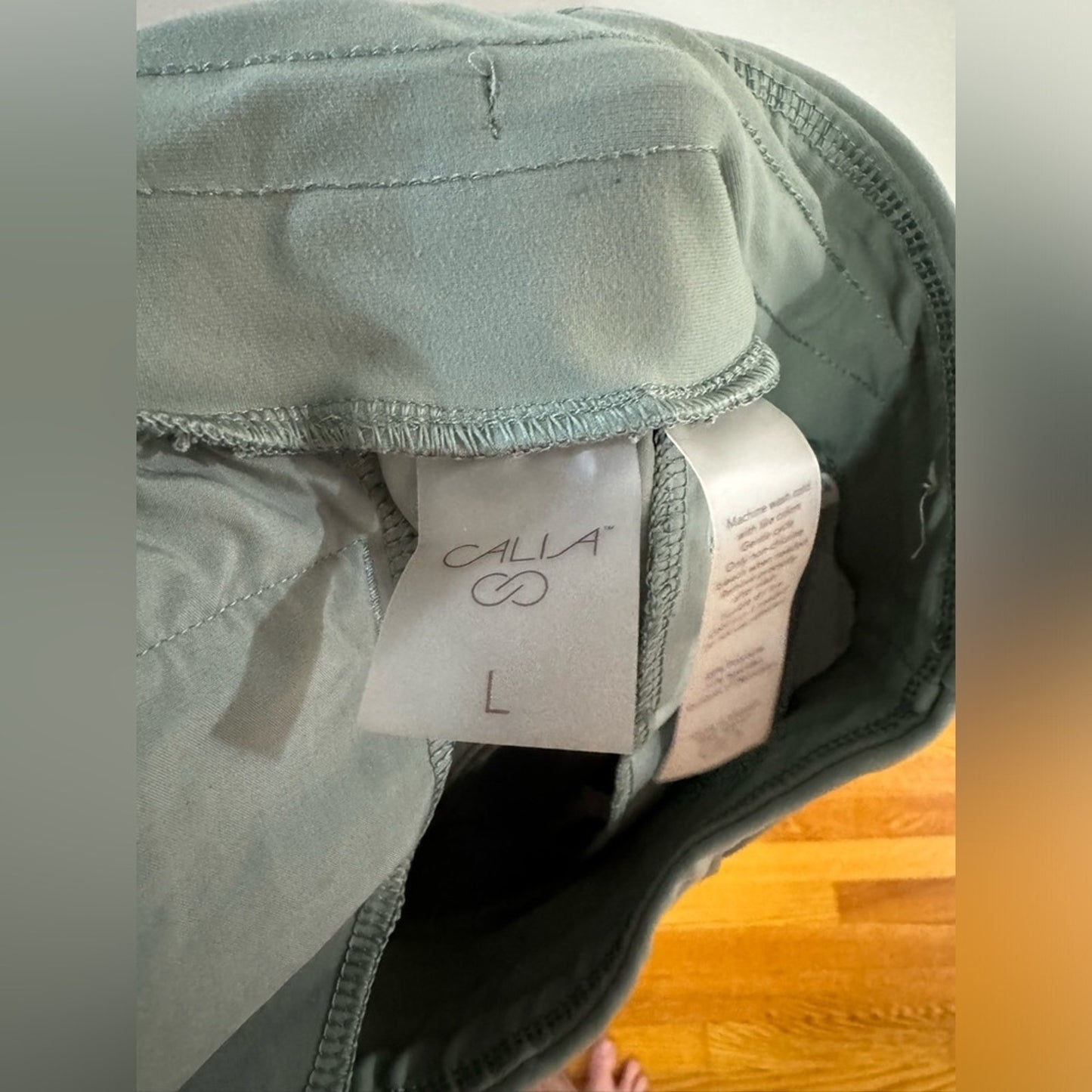 Pre-Owned LG CALIA Women’s Truelight Green Cargo Pants