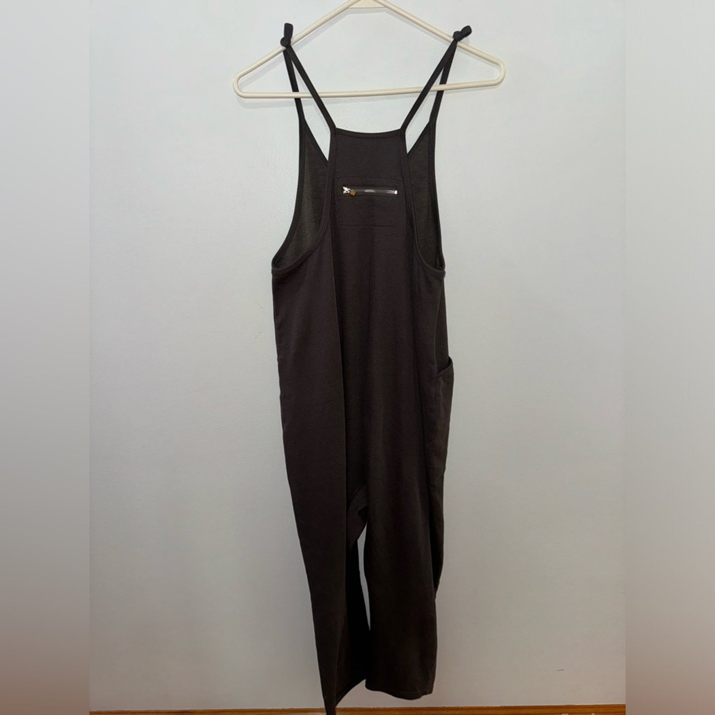 Pre-Owned SM Unbranded Dark Grey Zipper Jumpsuit