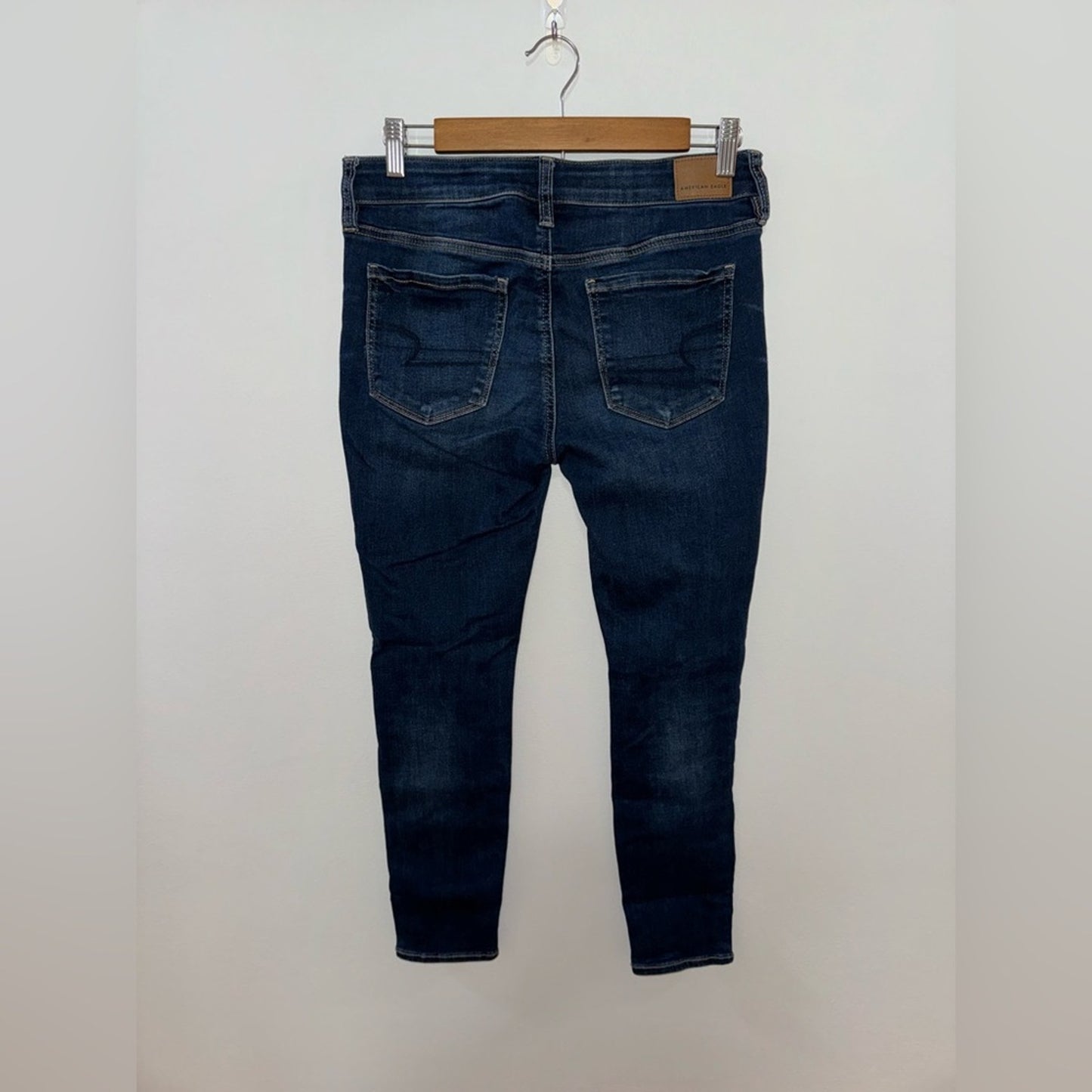 Pre-Owned Size 10 Short American Eagle Dark Blue Distressed Jegging