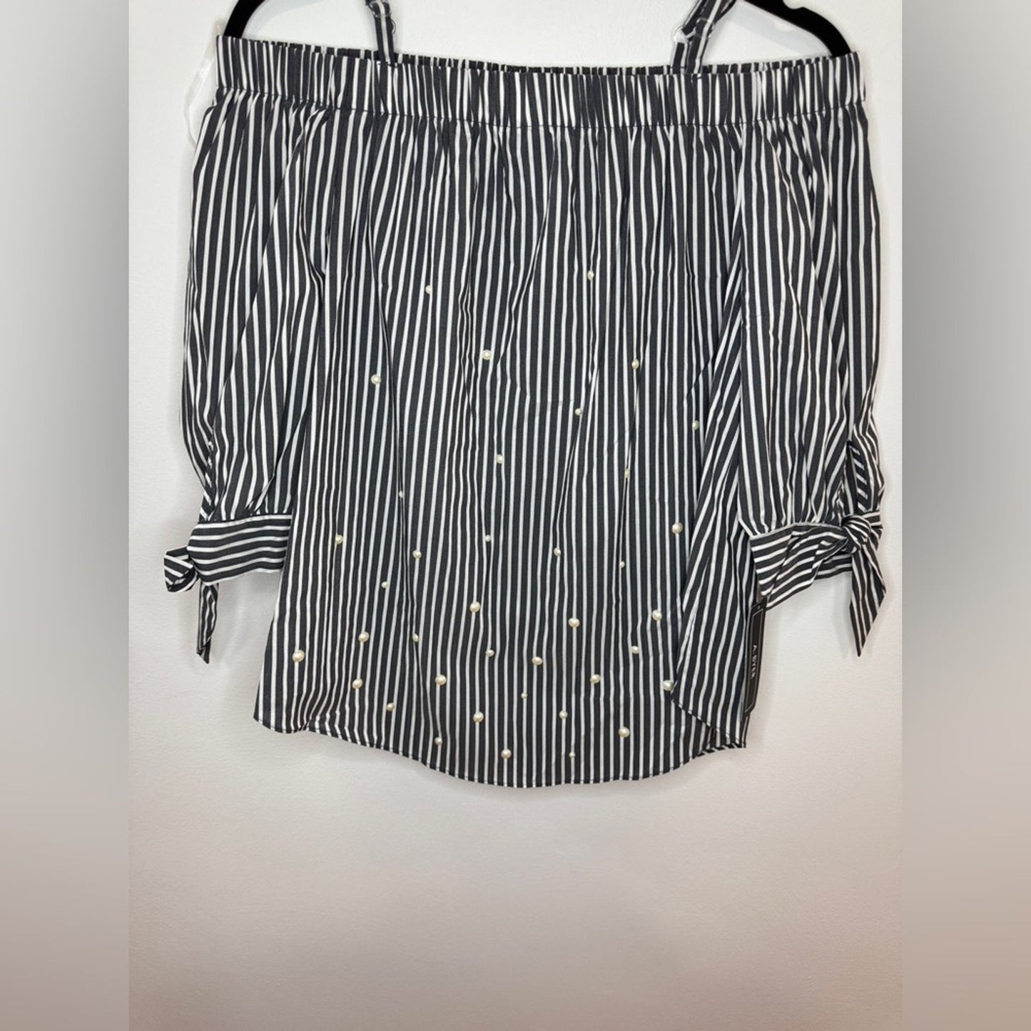 NWT MD A. Byers Navy Blue and White Off the Shoulder Pearl top.