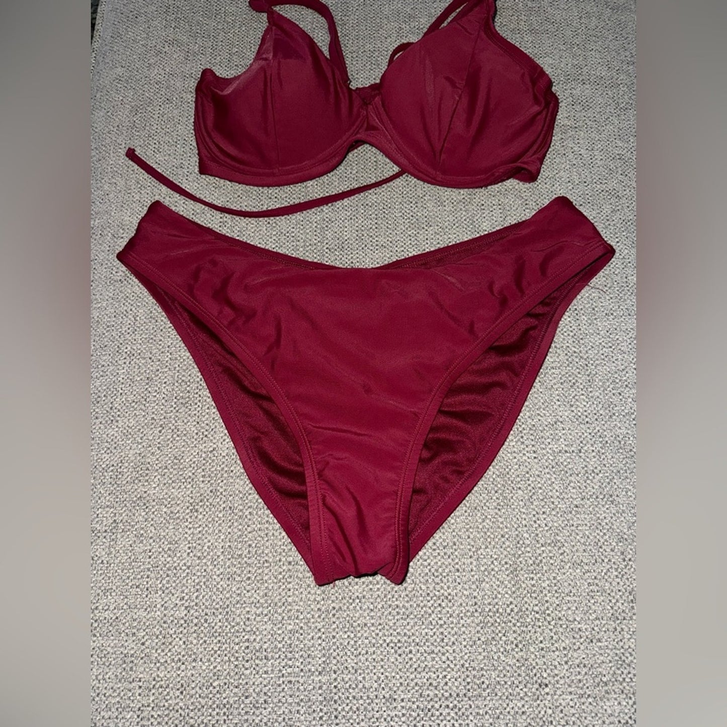 Pre-Owned LG Time and Tru Maroon Bikini Top and Bottom